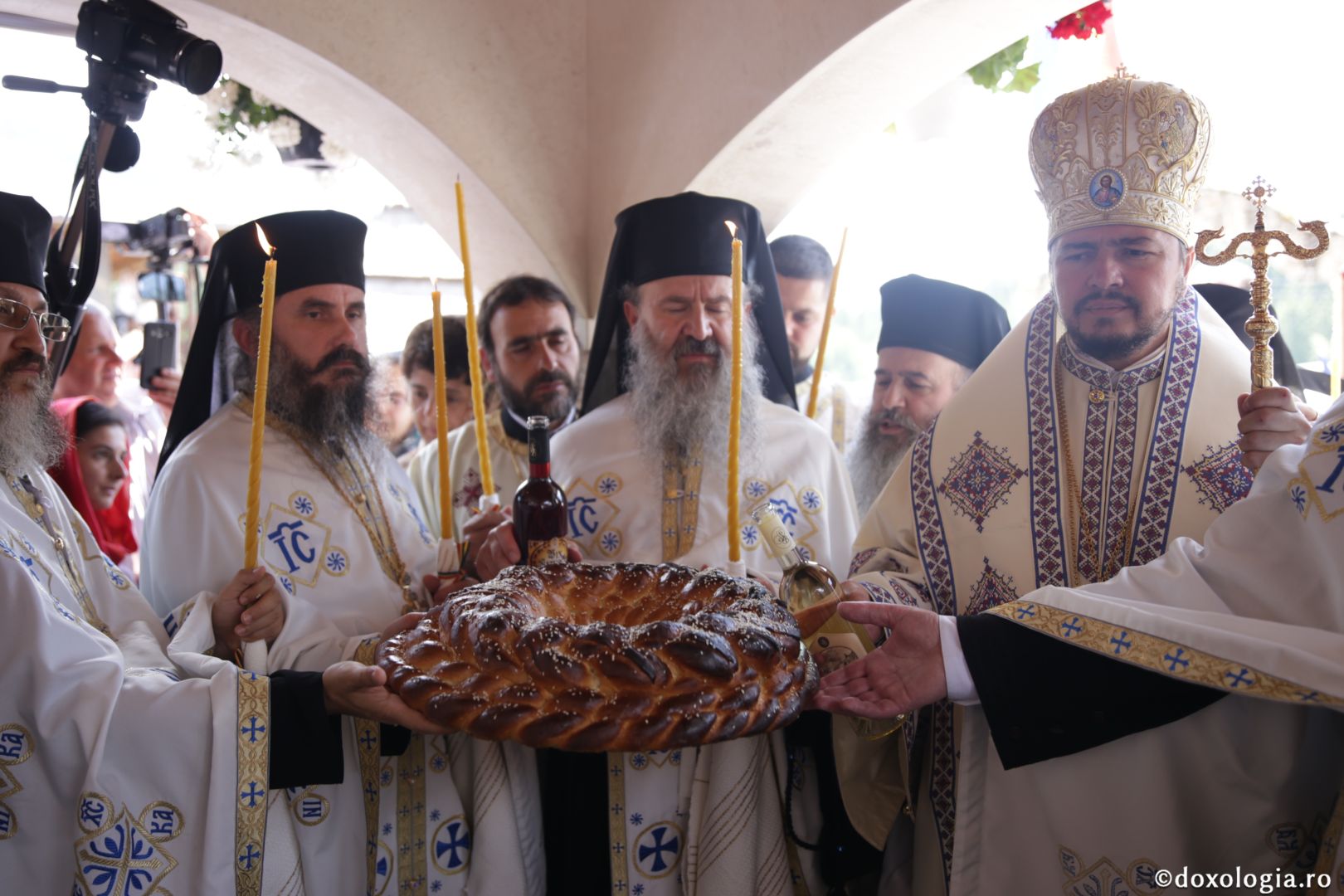 Pomenirea duhovnicului Justin Pârvu la șase ani după trecerea la Domnul - „Dumneavoastră sunteți mărturia dragostei și a slujirii jertfelnice pe care a avut-o părintele”