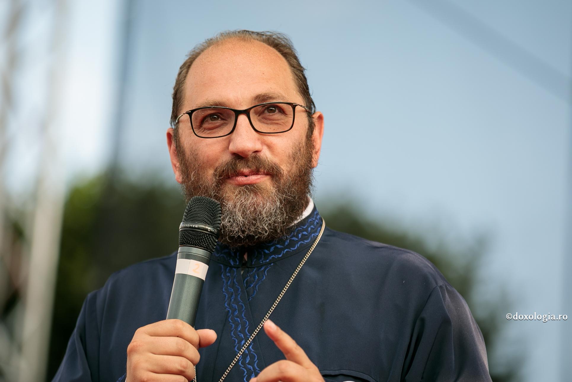 Părintele Constantin Necula – trei sfaturi pentru educatori, învățători și profesori / Foto: Oana Nechifor Părintele Constantin Necula