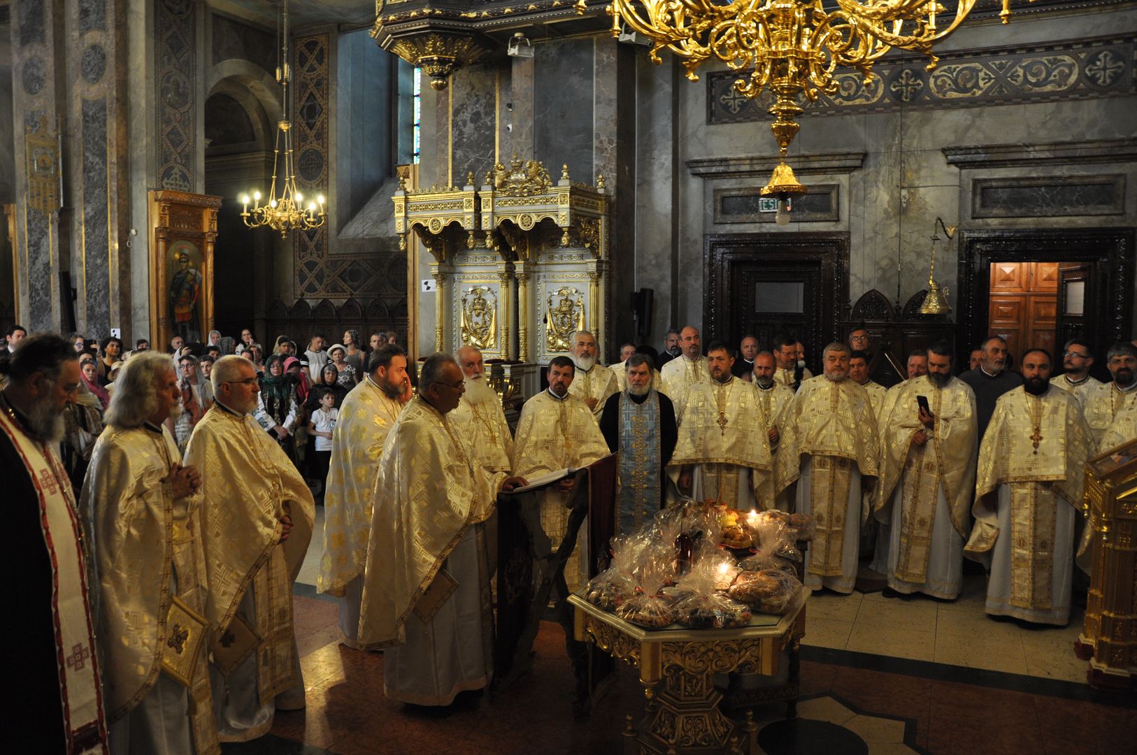 Întâlnirea promoției 1994 a Facultății de Teologie Ortodoxă Iași: 25 de ani în lucrarea Bisericii