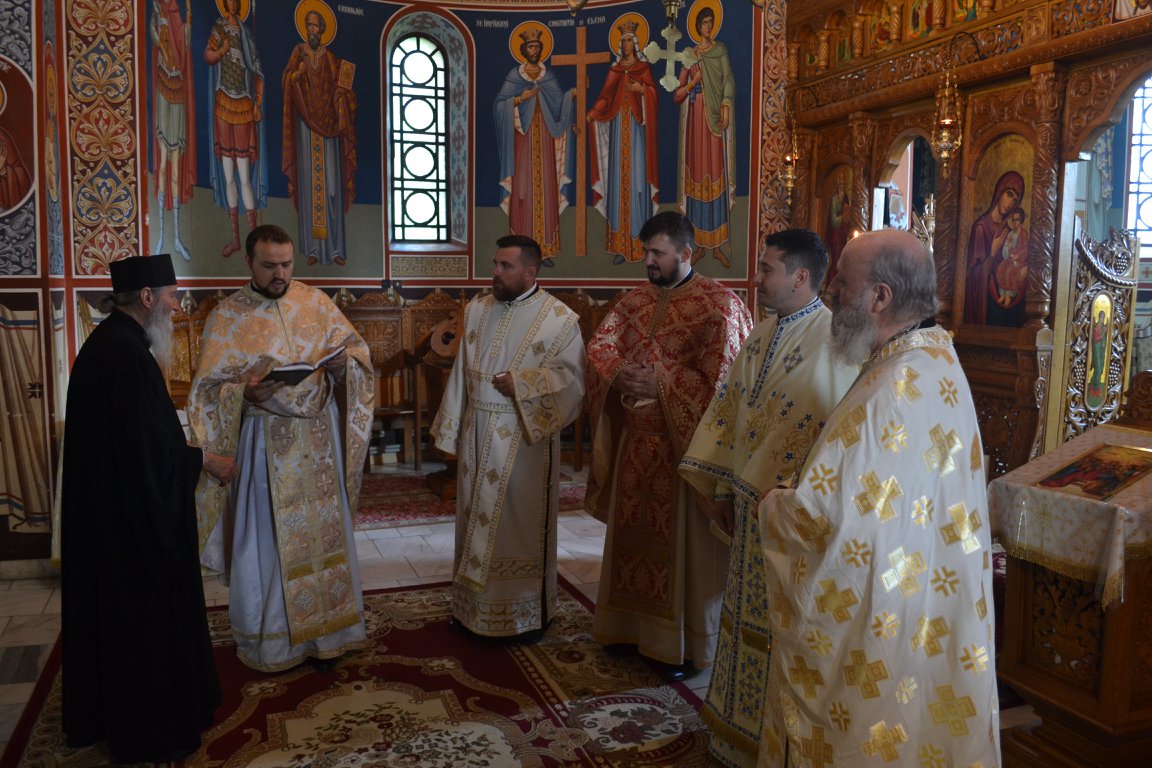 Bucuria revederii la 10 ani de la absolvirea Seminarului Teologic din Suceava