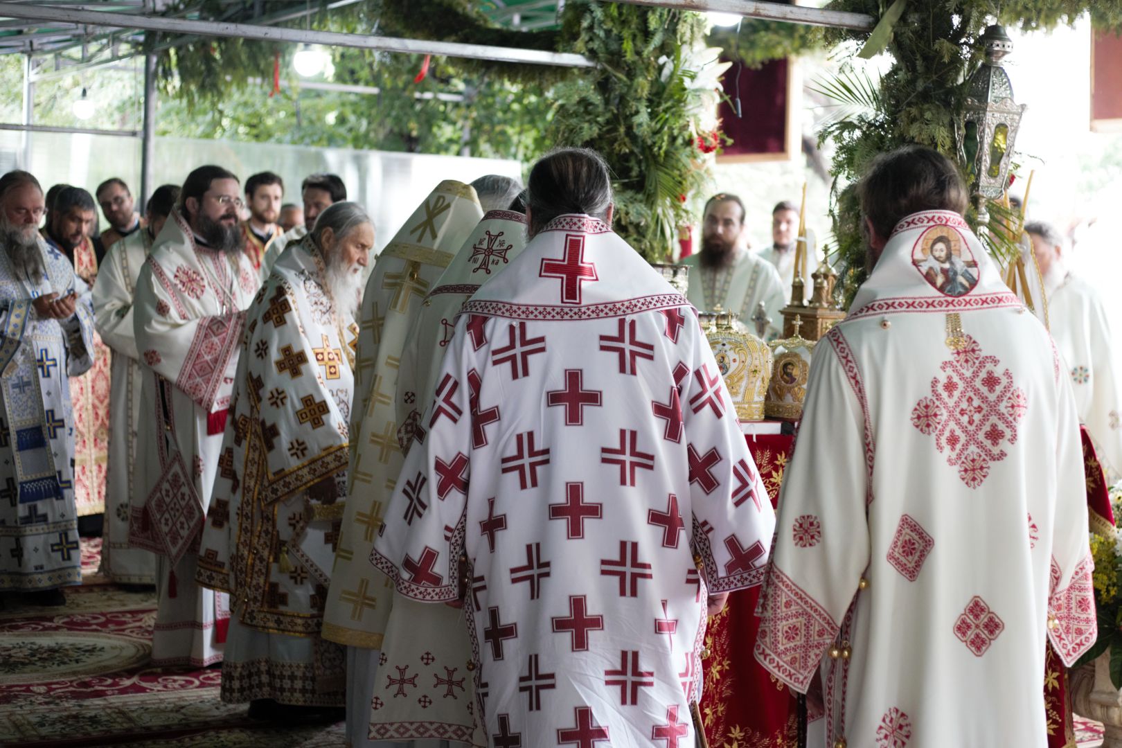 Sărbătoarea Sfântului Ioan cel Nou de la Suceava – 6 arhierei și sute de credincioși prezenți la hramul orașului