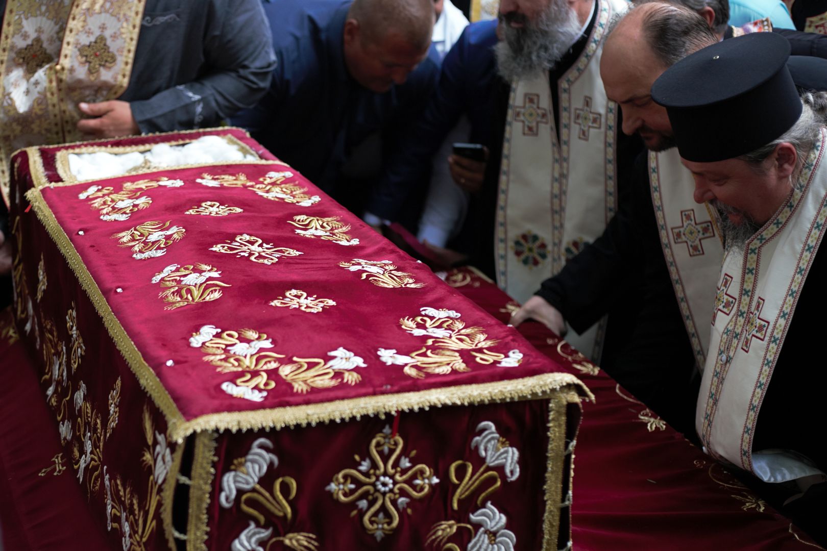 Sărbătoarea Sfântului Ioan cel Nou de la Suceava – 6 arhierei și sute de credincioși prezenți la hramul orașului