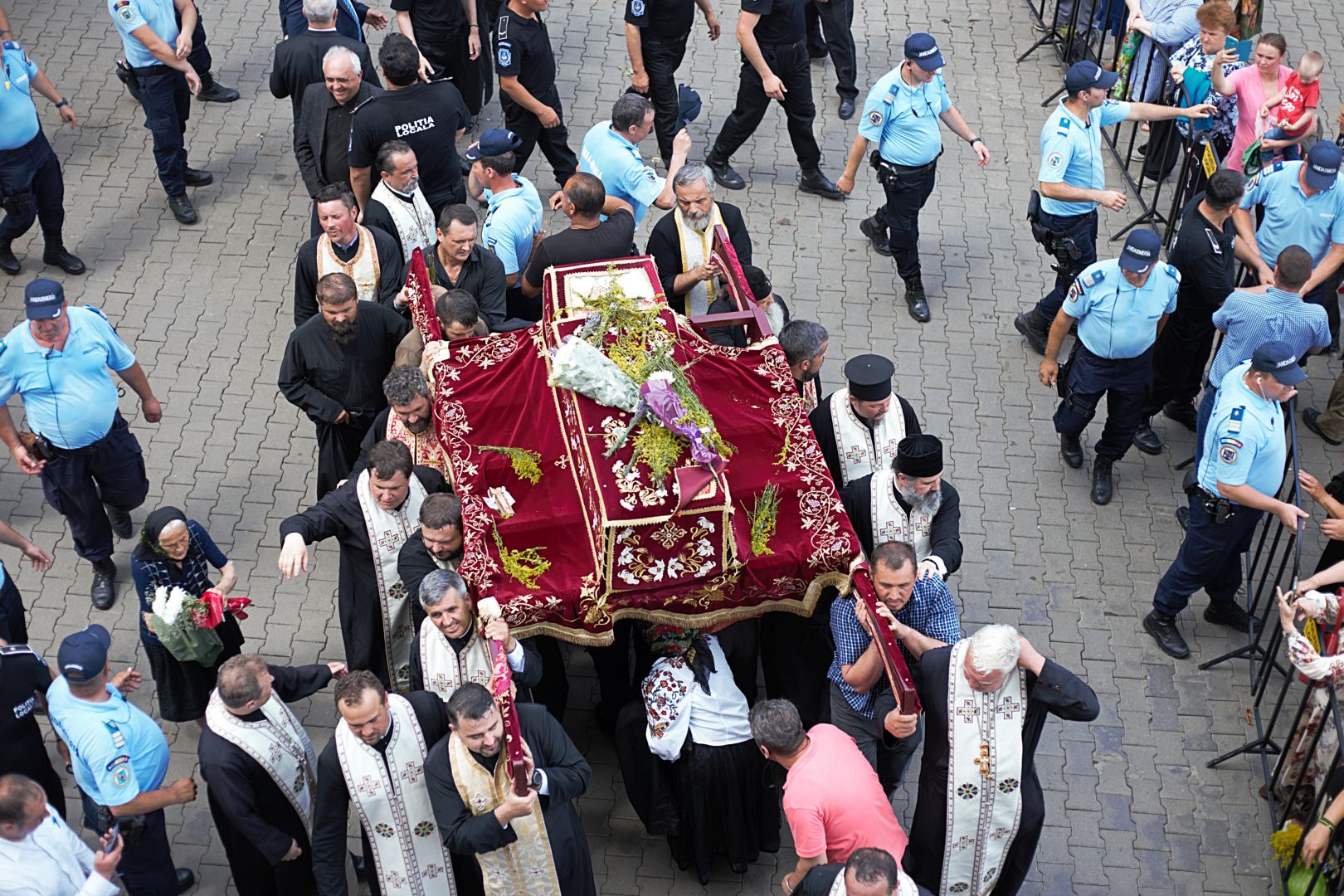 Sărbătoarea Sfântului Ioan cel Nou de la Suceava – 6 arhierei și sute de credincioși prezenți la hramul orașului