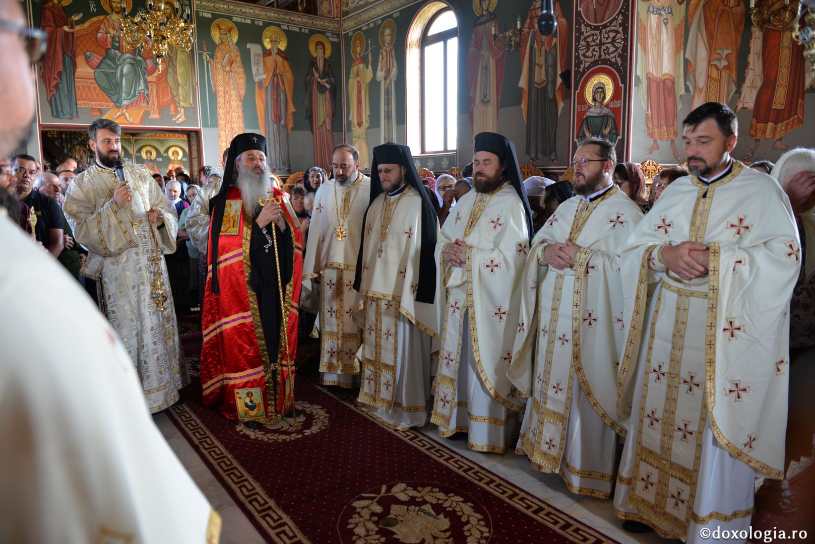 Sărbătoarea Preasfintei Treimi la Mănăstirea Eșanca