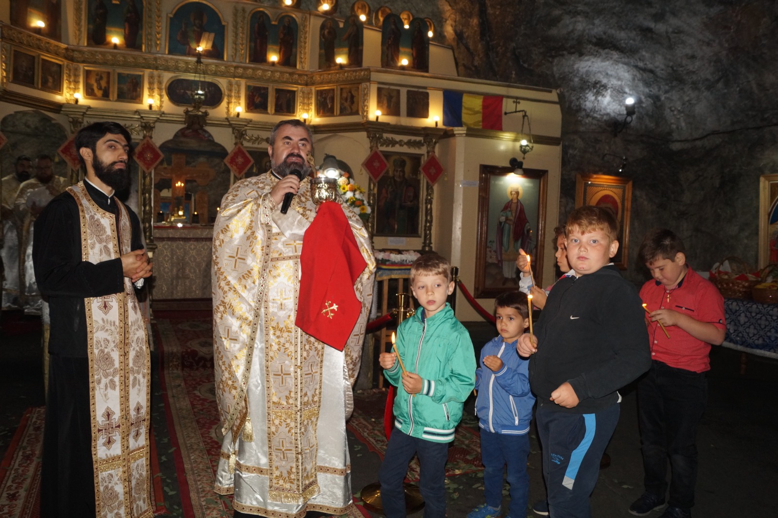 Hramul de vară în cinstea Sfintei Paraschevi la Salina din Târgu-Ocna