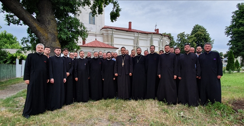 Ședință semestrială în Protopopiatul Roman Ședință semestrială în Protopopiatul Roman