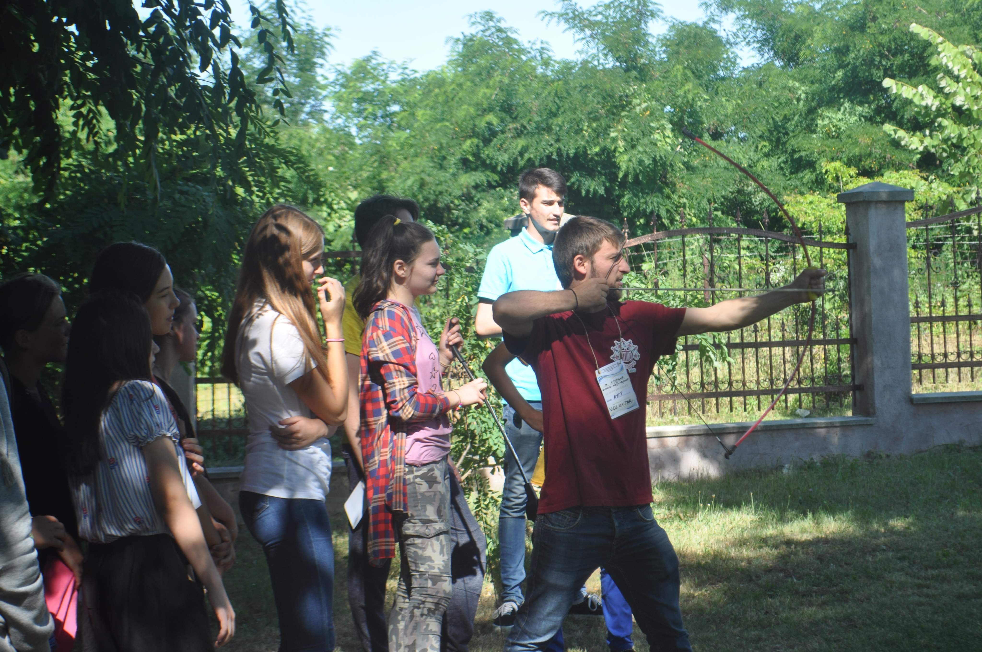 Rugăciune și bucurie pentru copiii din Hândrești