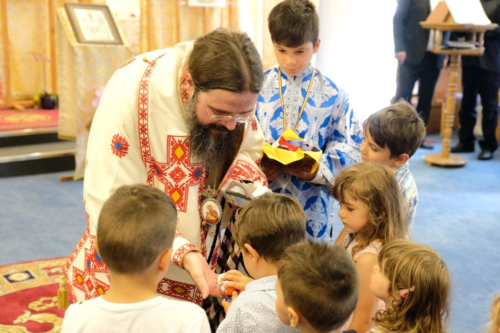 PS Părinte Episcop Macarie: „Vom supraviețui ca neam în măsura în care vom păstra, vom prețui și vom continua moștenirea Sfântului Voievod Ștefan cel Mare al Moldovei și a celorlalți sfinți înaintași” PS Părinte Episcop Macarie: „Vom supraviețui ca neam în măsura în care vom păstra, vom prețui și vom continua moștenirea Sfântului Voievod Ștefan cel Mare al Moldovei și a celorlalți sfinți înaintași”