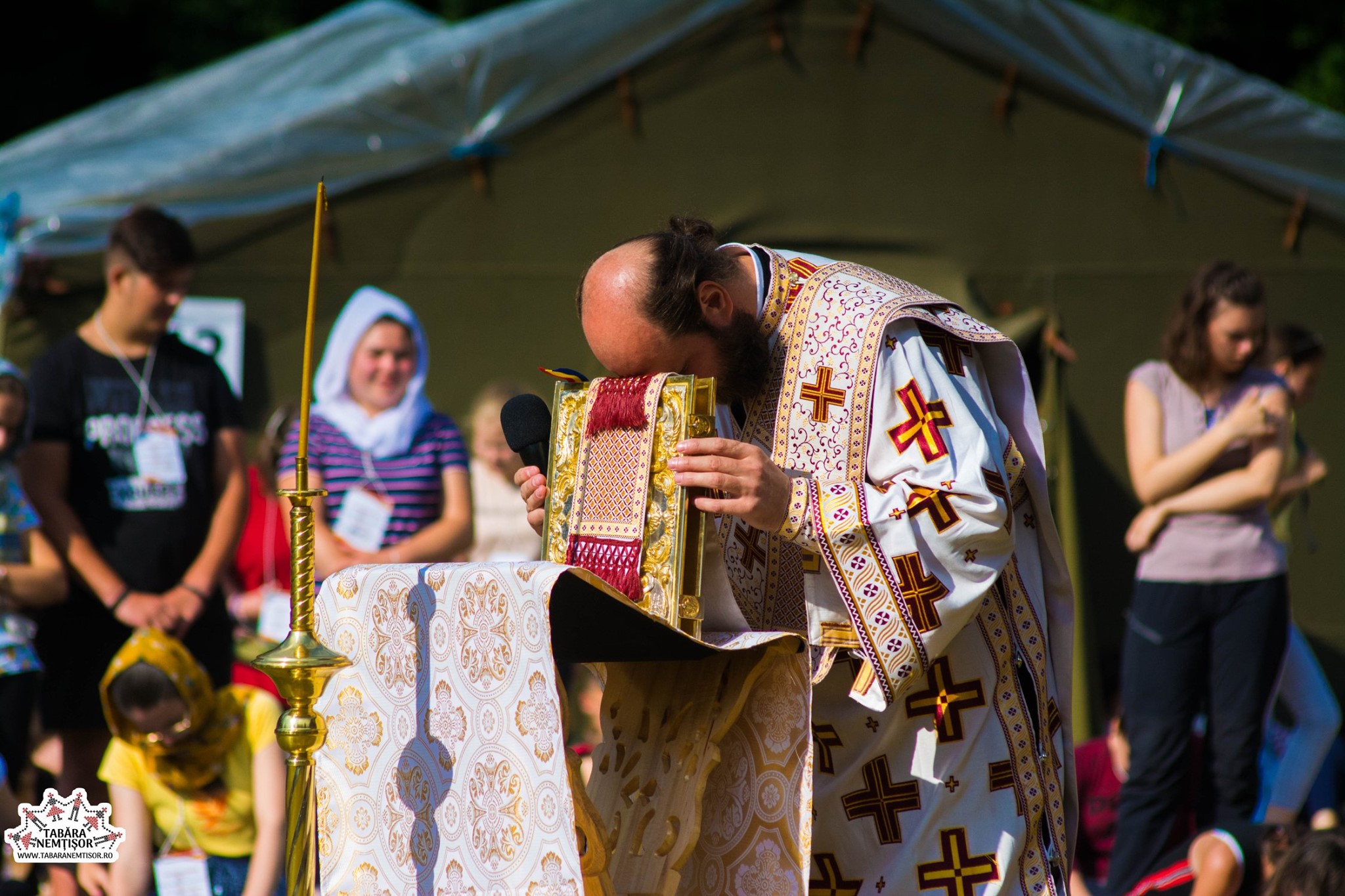 Foto: Tabăra Nemțișor PS Macarie, către tinerii de la Nemțișor: „Voi sunteți apostolii de care avem atâta nevoie în Biserică și în lume”