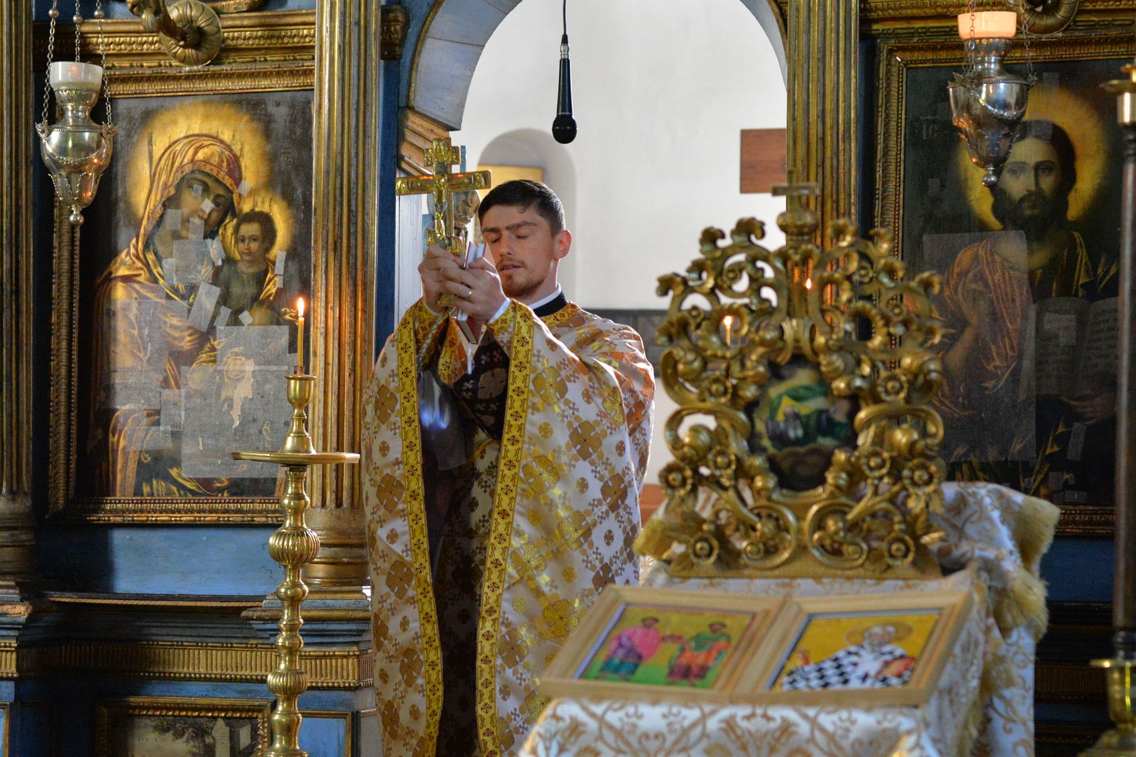 Atelier pentru formarea tinerilor preoți la Miclăușeni