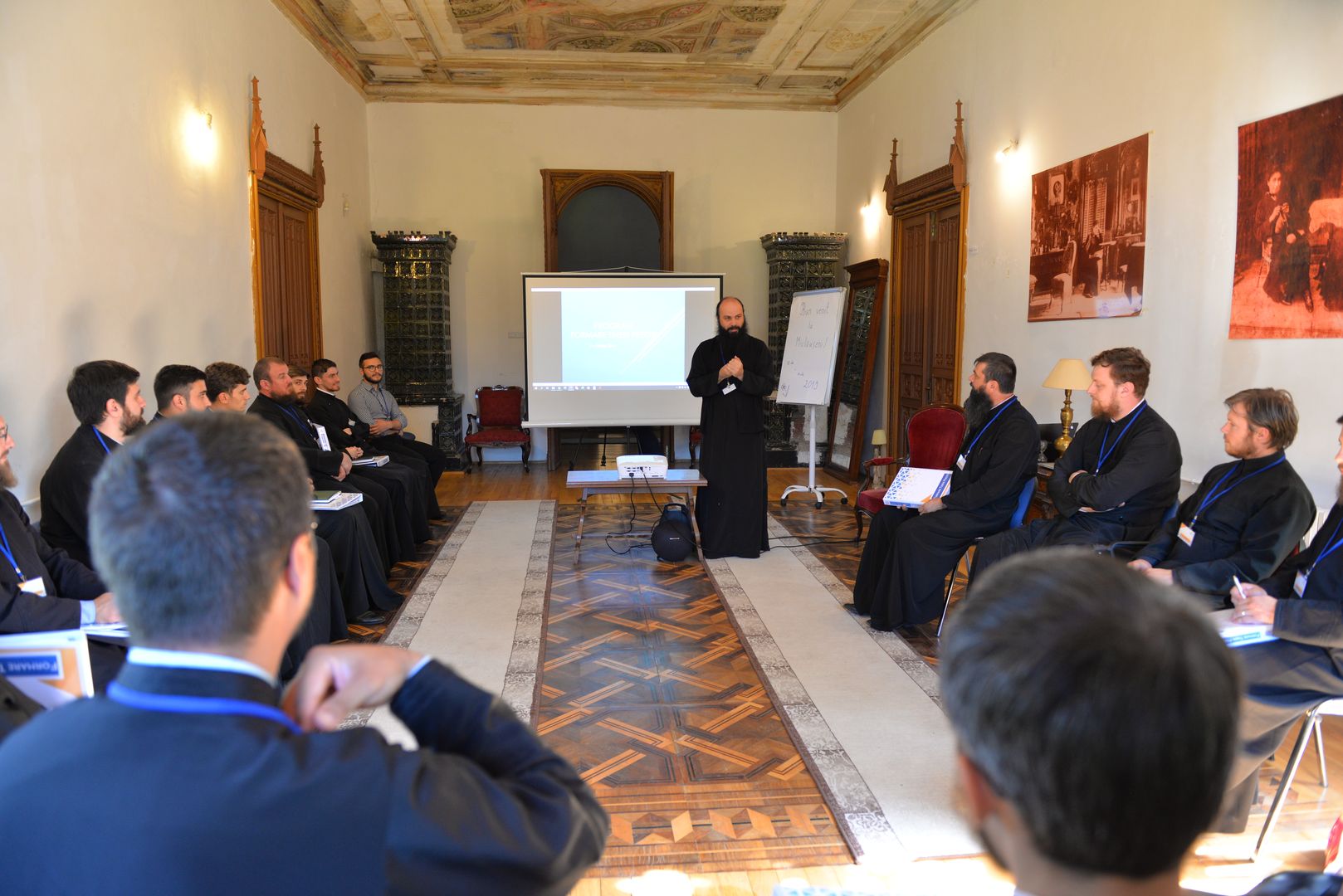 Atelier pentru formarea tinerilor preoți la Miclăușeni