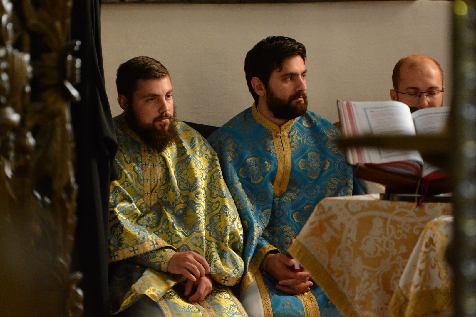 Episcopul Hușilor alături de tinerii preoți la Atelierul de formare de la Miclăușeni