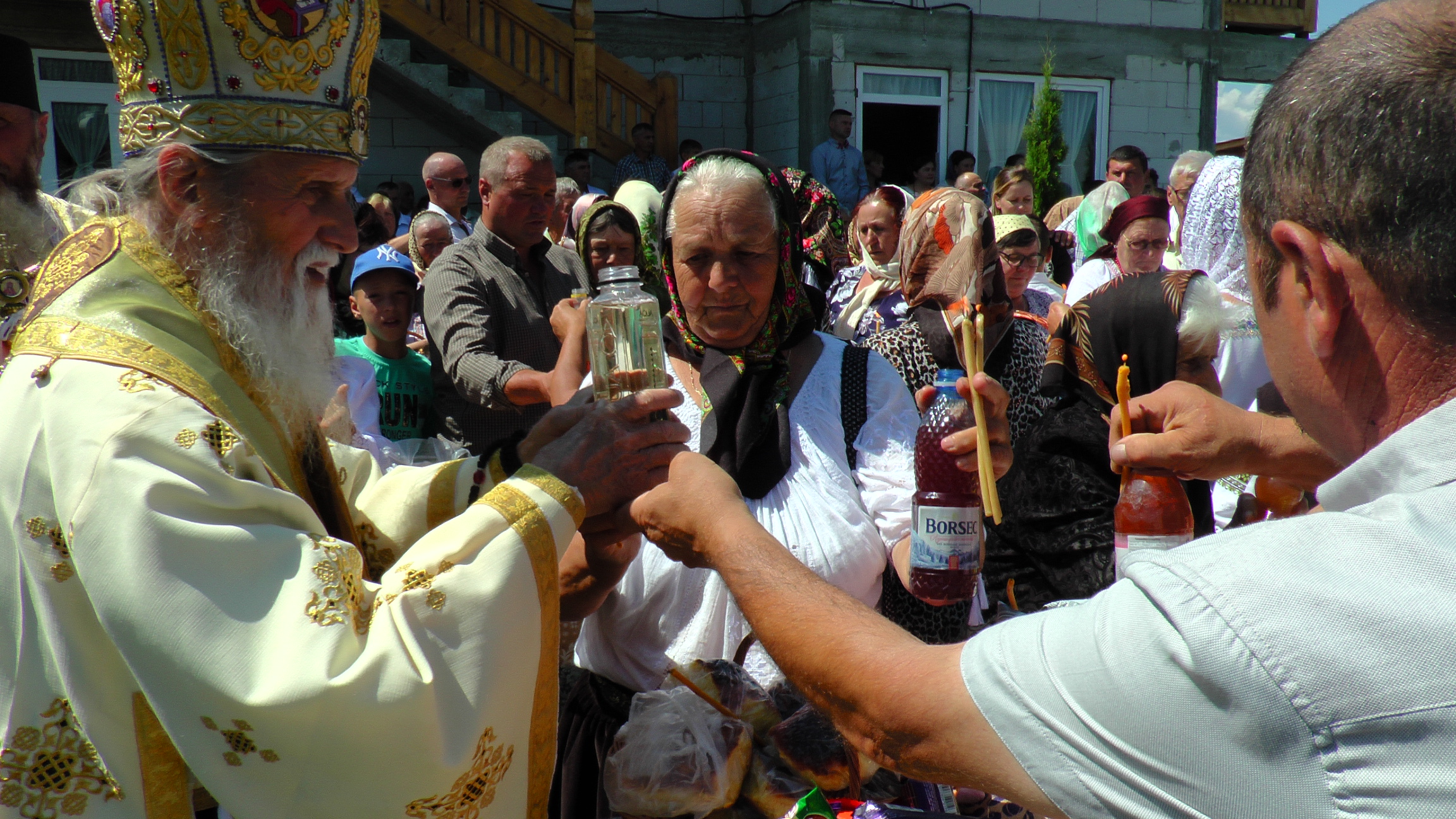 Sărbătoarea Sfântului Ilie în Parohia Suha: „Atunci când omul se îndepărtează de Dumnezeu, se îndepărtează şi de semeni”
