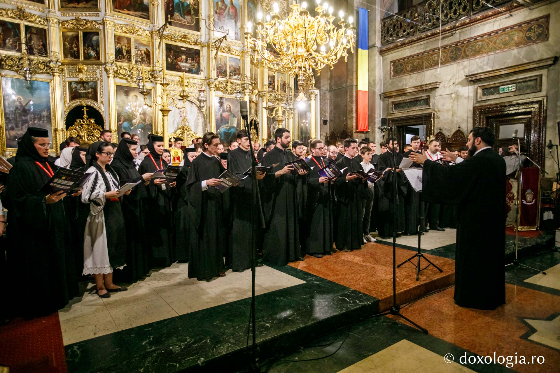 foto: pr. Silviu Cluci Jurnal de eveniment: Masterclass de Cânt Bizantin - ziua a V-a