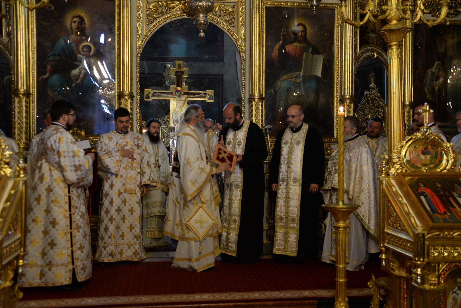 Absolvenții Facultății de Teologie din Iași au depus Jurământul de credință