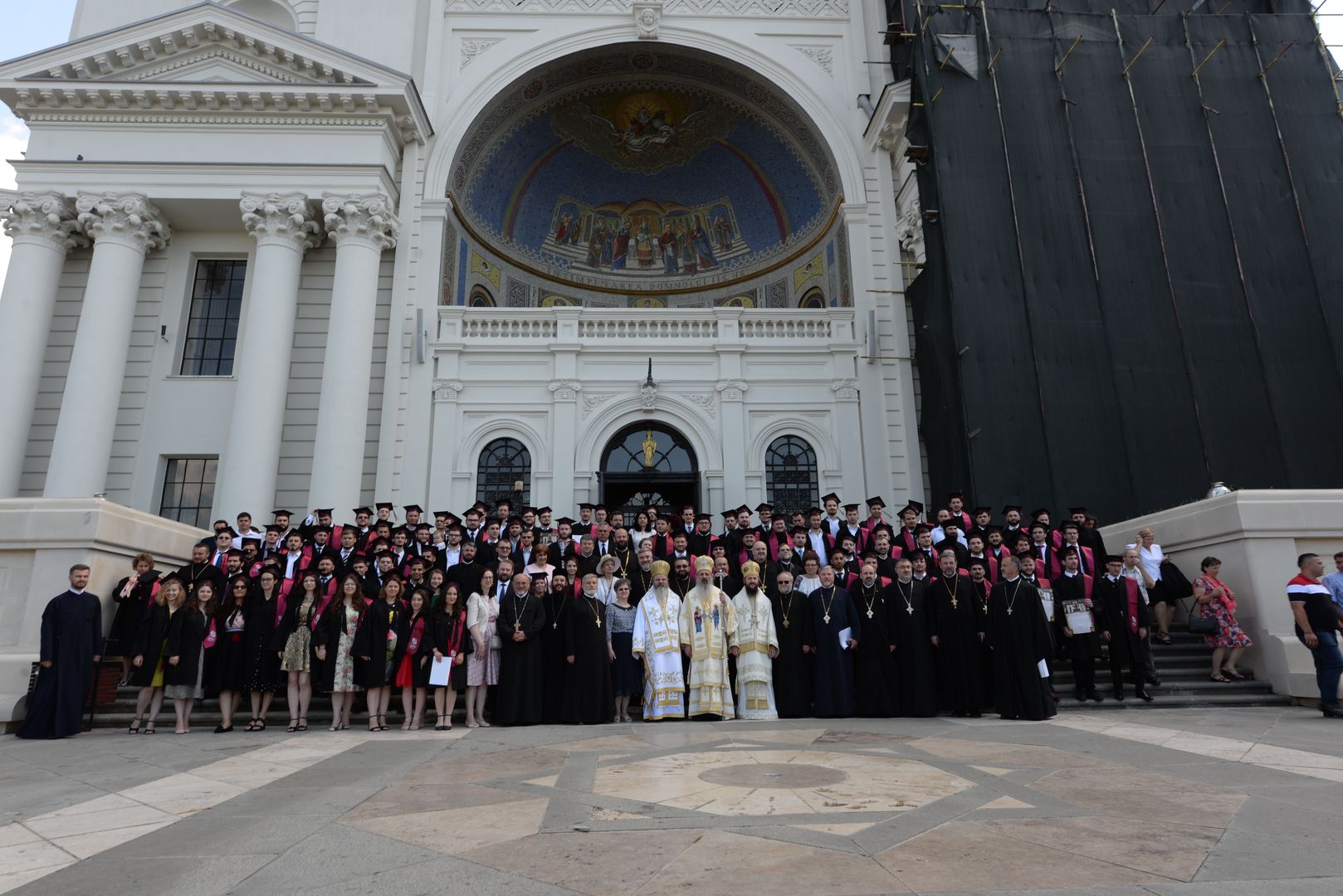 Absolvenții Facultății de Teologie din Iași au depus Jurământul de credință