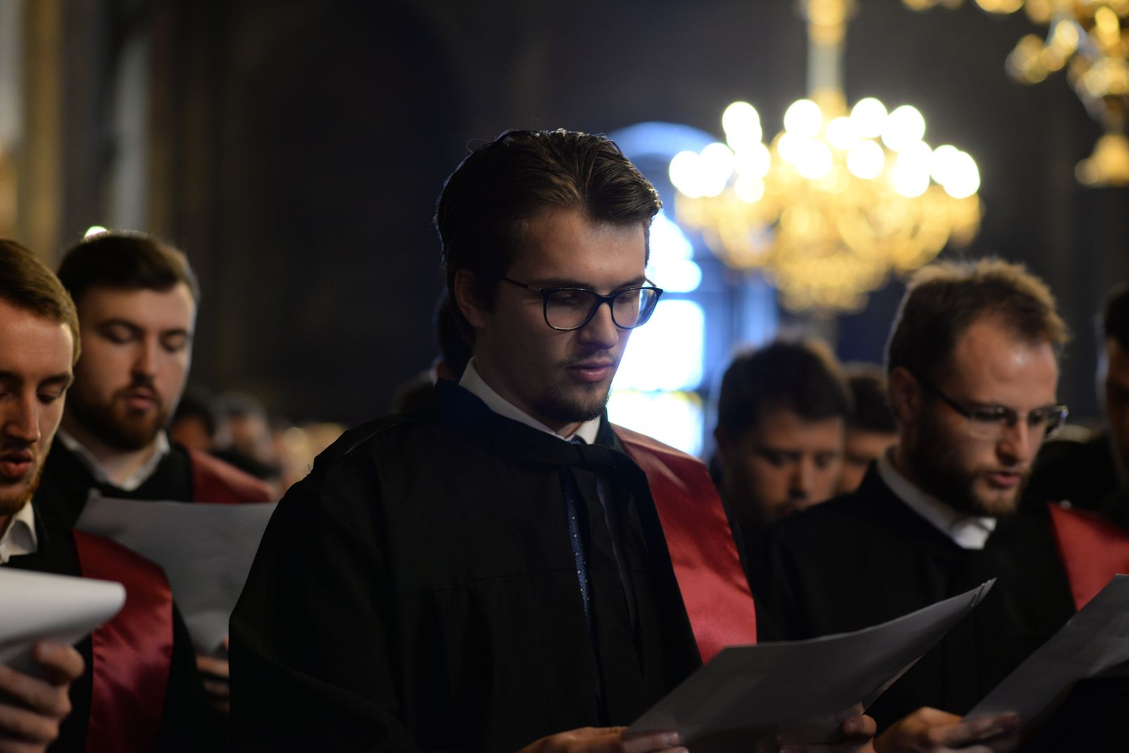 Absolvenții Facultății de Teologie din Iași au depus Jurământul de credință