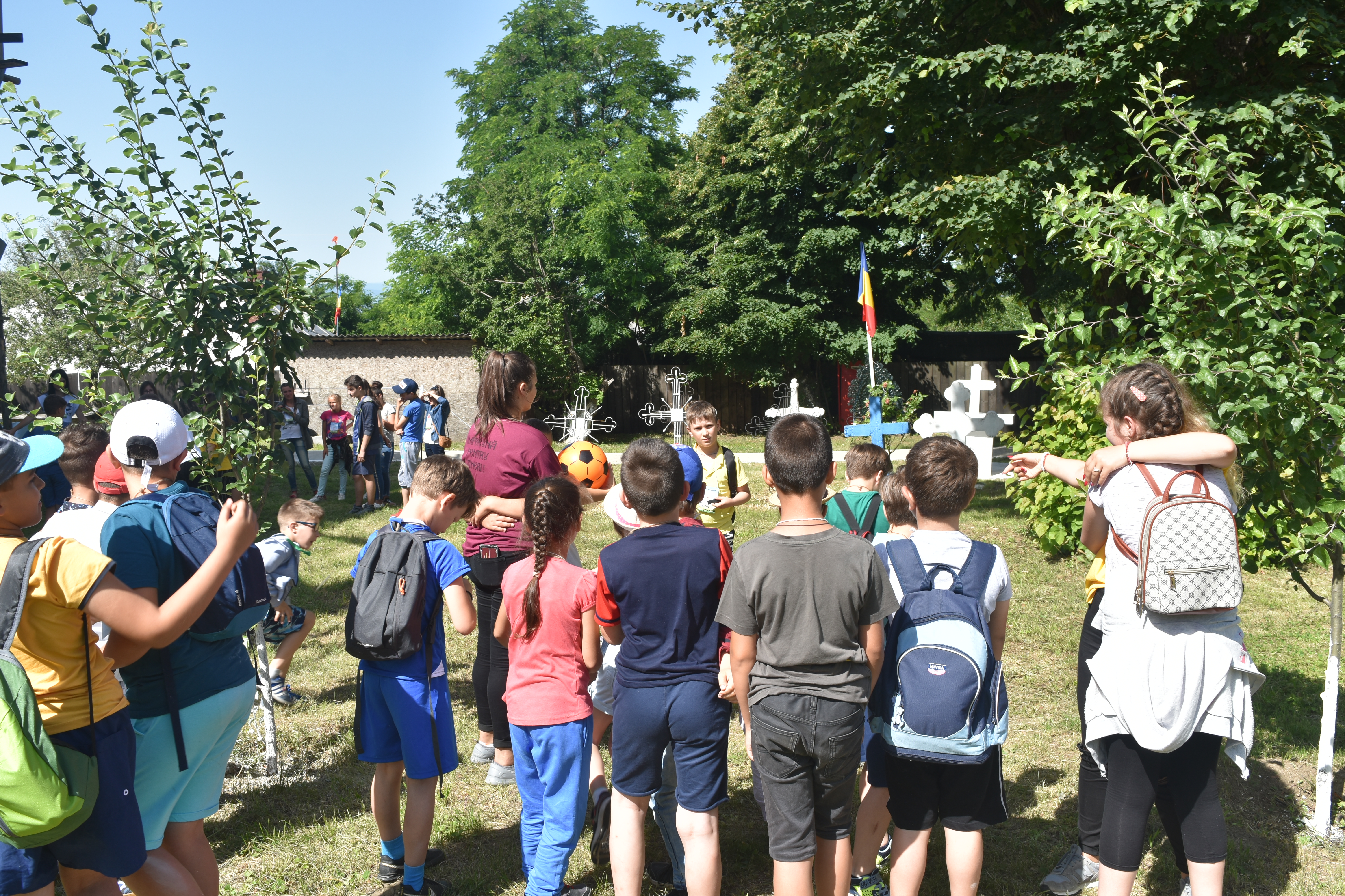 Tabăra din pridvorul satului – Hârțești 2019