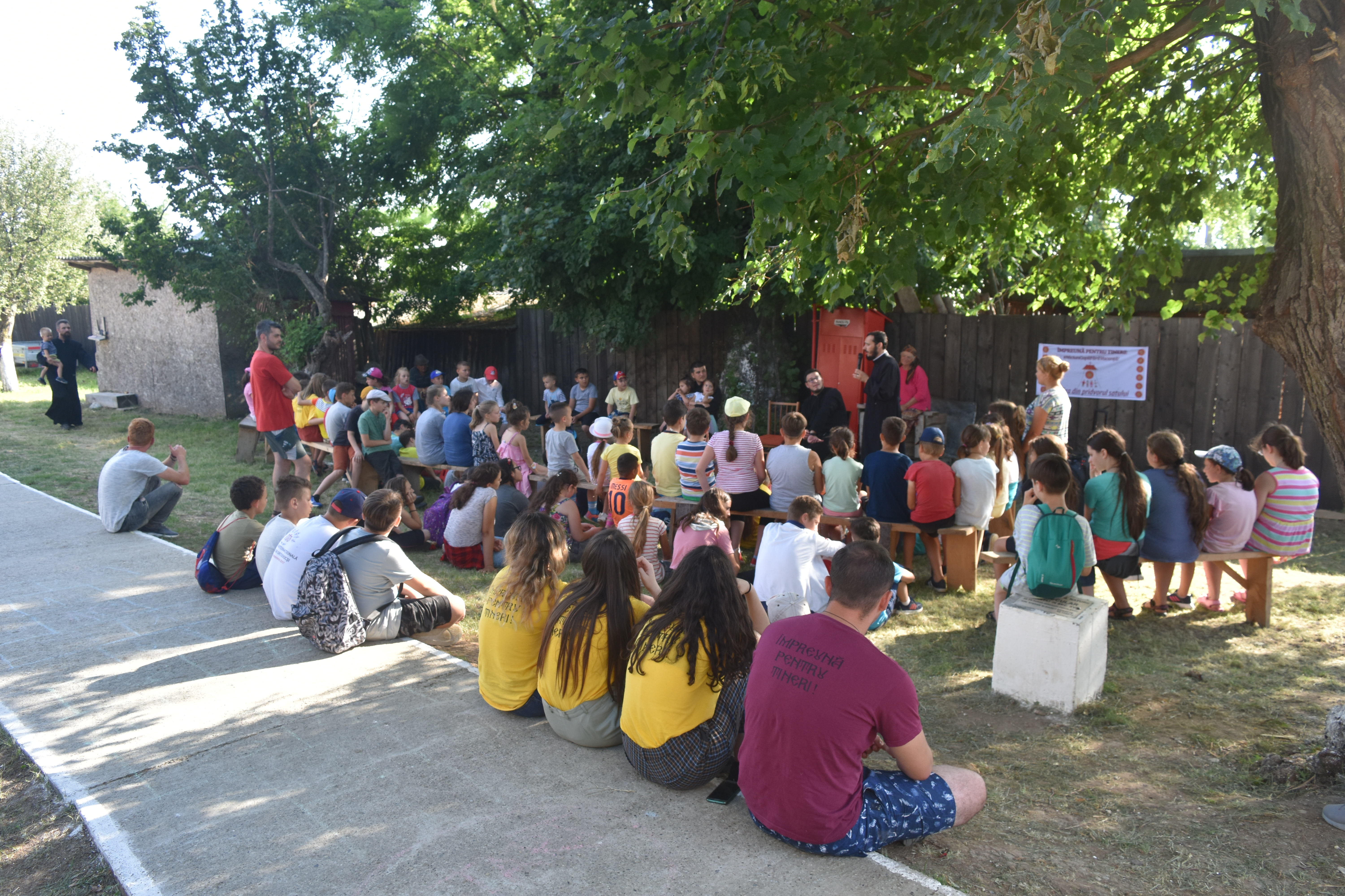 Tabăra din pridvorul satului – Hârțești 2019