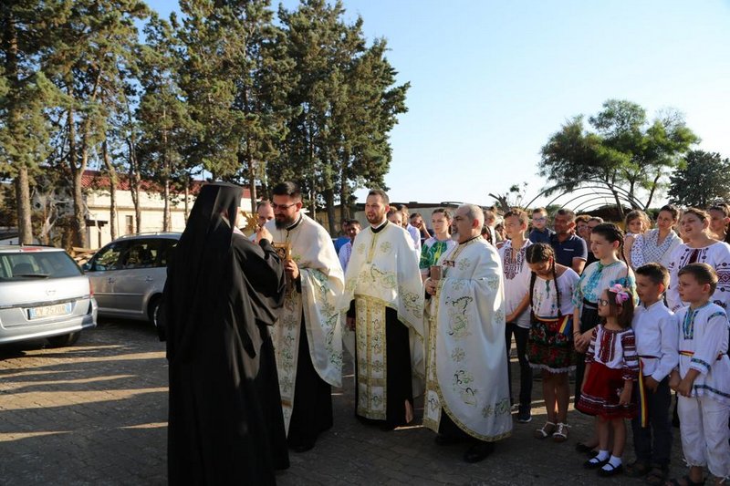 PS Atanasie de Bogdania a binecuvântat terenul unde va fi ridicată noua biserică și un așezământ social în Parohia „Sfânta Cuvioasă Melania Romana” din Ragusa (Sicilia)