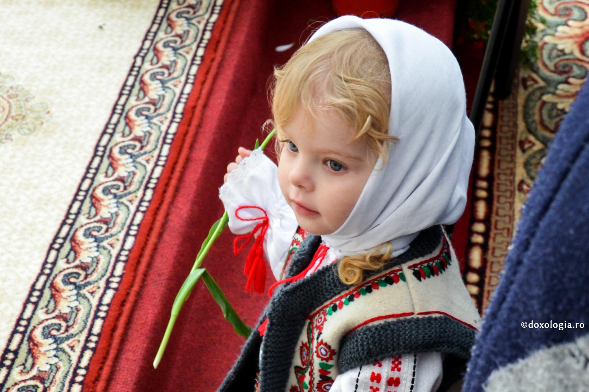 Sfințenia, descrisă de la un capăt la altul