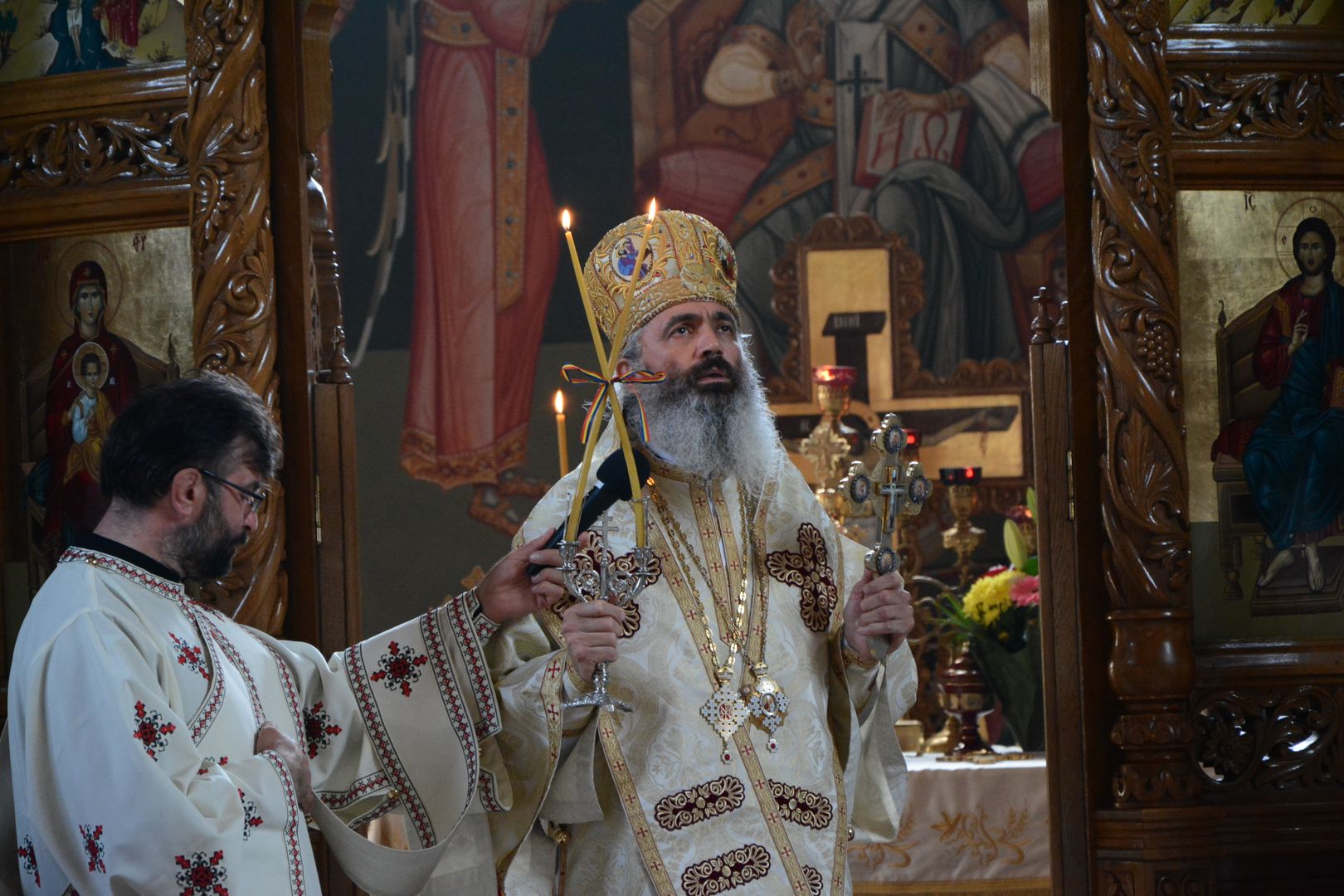 Biserica „Binecredinciosul Ștefan cel Mare și Sfânt” și-a serbat hramul – a început Festivalul „Gavriil Musicescu”