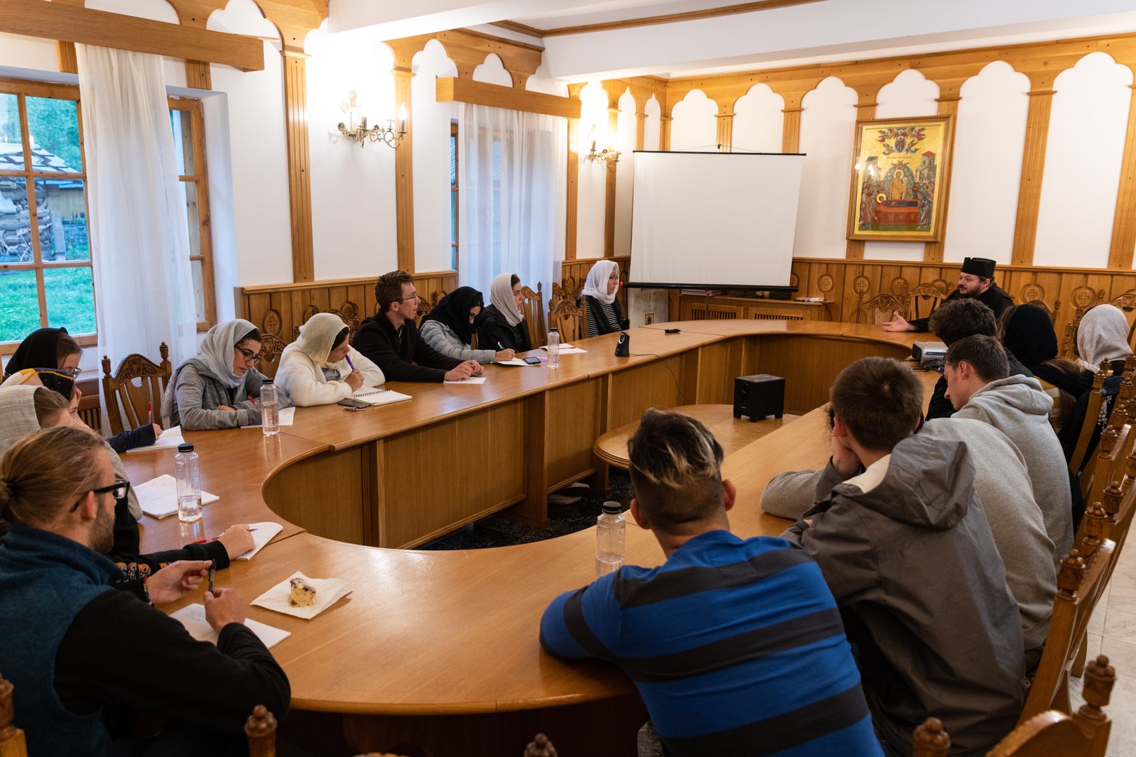 Mănăstirea Putna a găzduit cea de-a cincea ediție a Taberei „Rădăcini” 2019