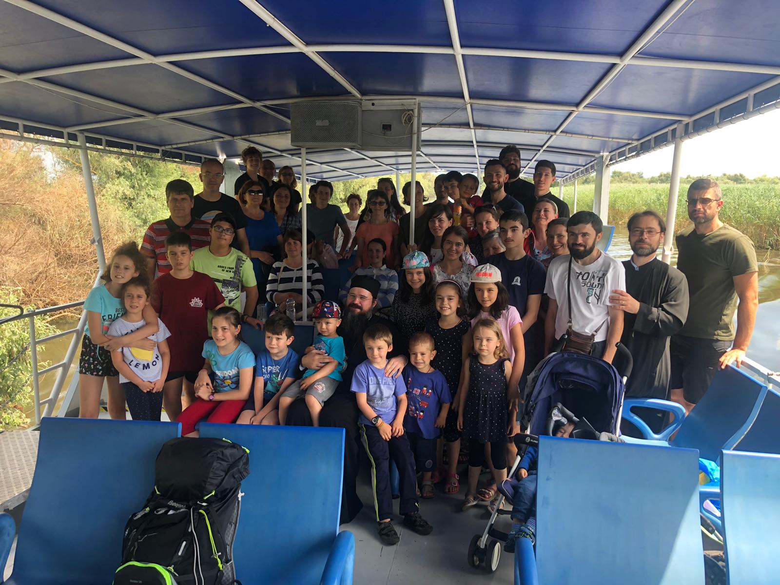 PS Macarie cu familiile din țările scandinave, în tabăra anuală organizată de Episcopia Ortodoxă Română a Europei de Nord în Delta Dunării