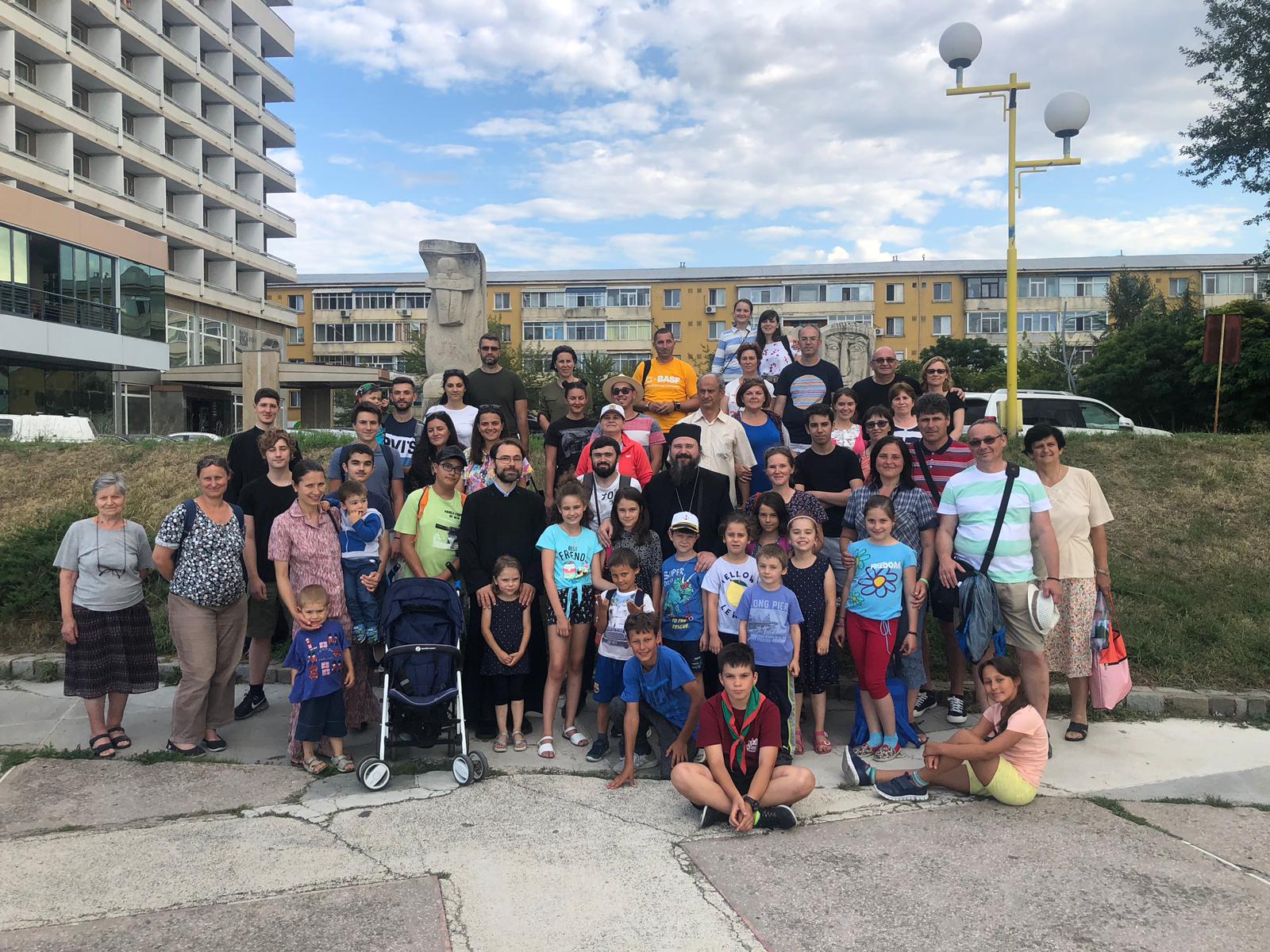 PS Macarie cu familiile din țările scandinave, în tabăra anuală organizată de Episcopia Ortodoxă Română a Europei de Nord în Delta Dunării