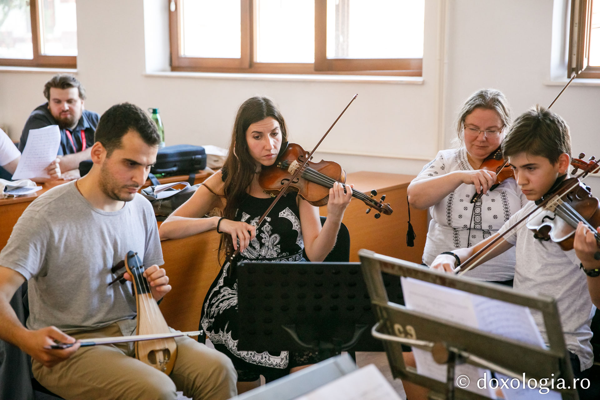 foto: pr. Silviu Cluci Jurnal de eveniment: Masterclass de Cânt Bizantin - ziua a IV-a