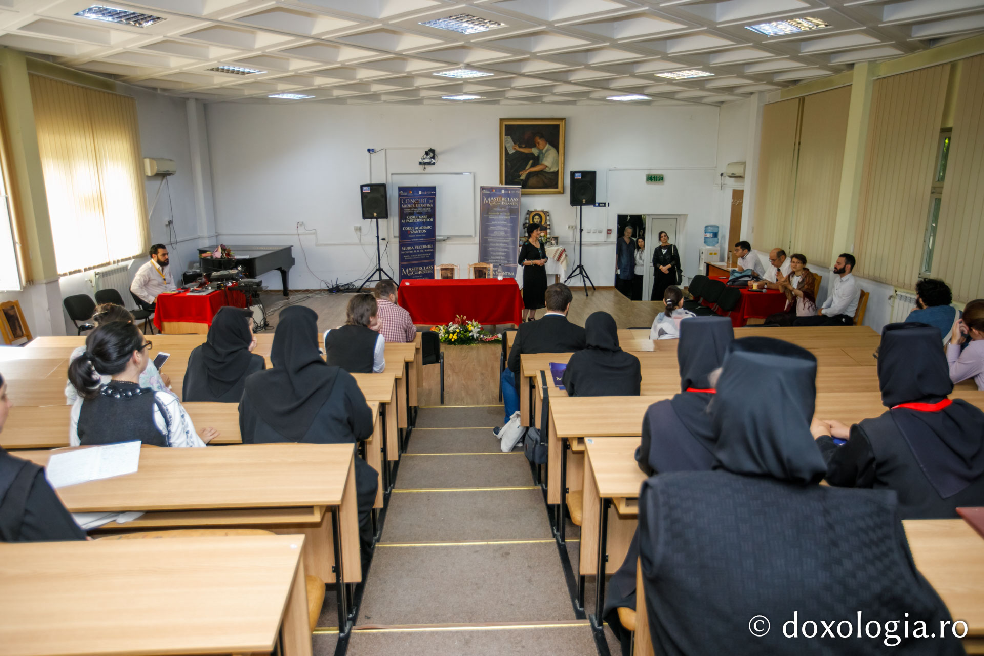foto: pr. Silviu Cluci Jurnal de eveniment: Masterclass de Cânt Bizantin - ziua a V-a