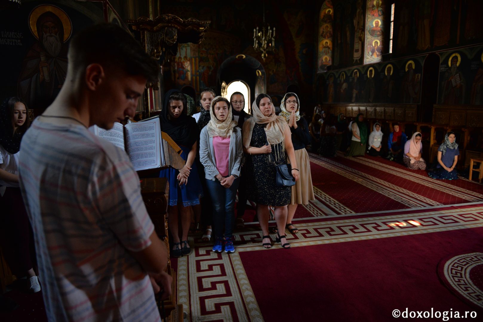 foto: Bogdan Bulgariu A început pelerinajul pedestru „Pe urmele sfinților nemțeni” 2019