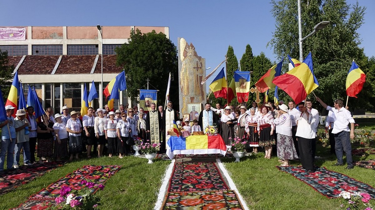 Sfântul Ştefan cel Mare, serbat la Buhuşi şi la Hârja Sfântul Ştefan cel Mare, serbat la Buhuşi şi la Hârja