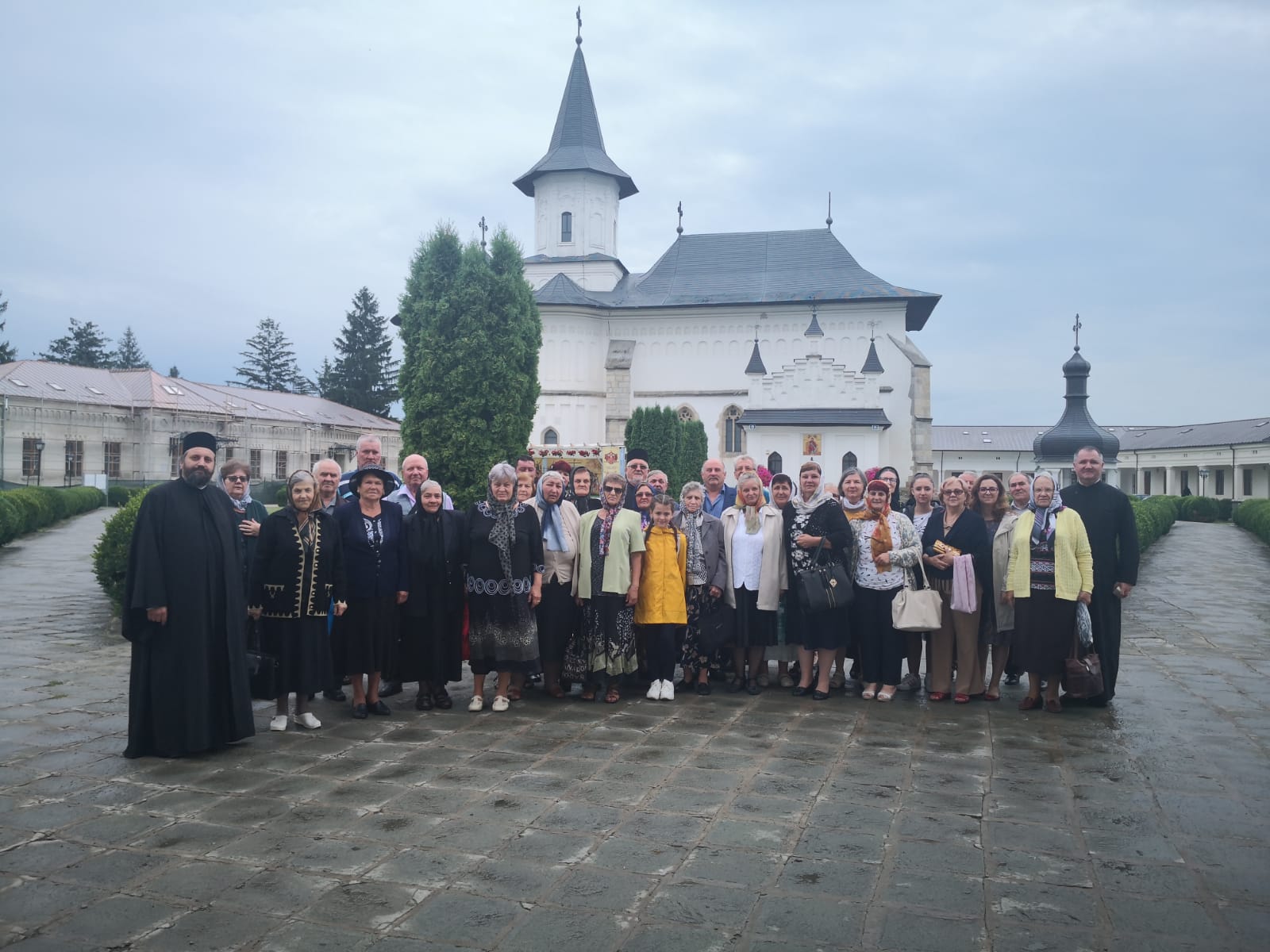 Program cultural-catehetic pentru enoriaşii din Tazlău-Zemeș Program cultural-catehetic pentru enoriaşii din Tazlău-Zemeș