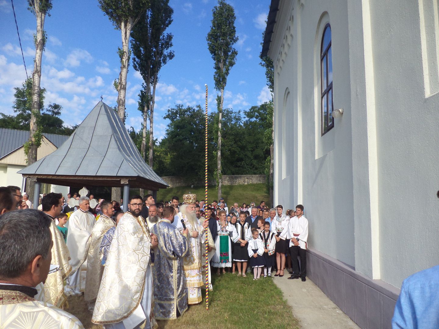 Biserica „Sfântul Gheorghe” din Slobozia Deleni a fost resfințită Biserica „Sfântul Gheorghe” din Slobozia Deleni a fost resfințită