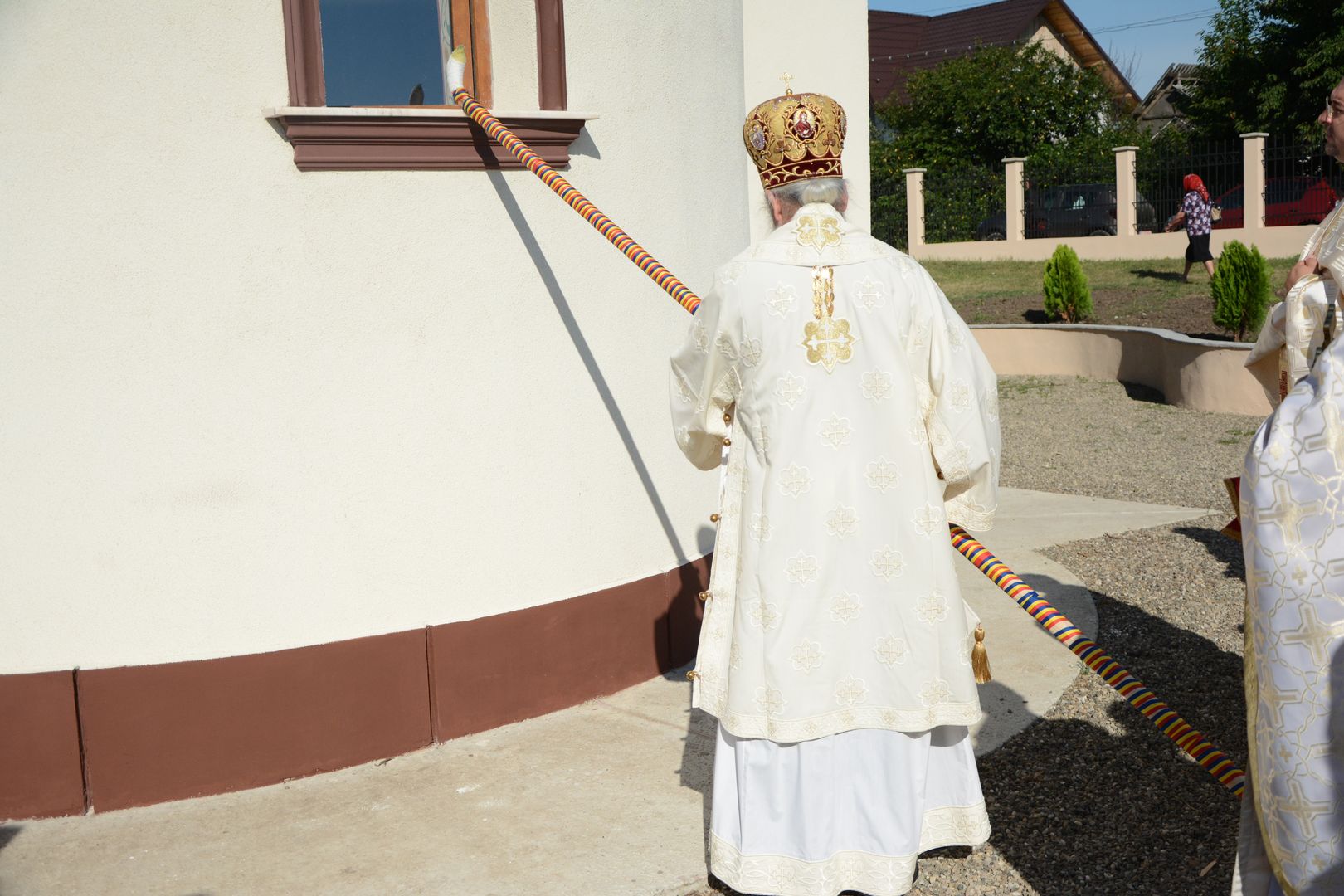 Biserica din Moimești, închinată Sfintei Parascheva, a fost sfințită de IPS Teofan