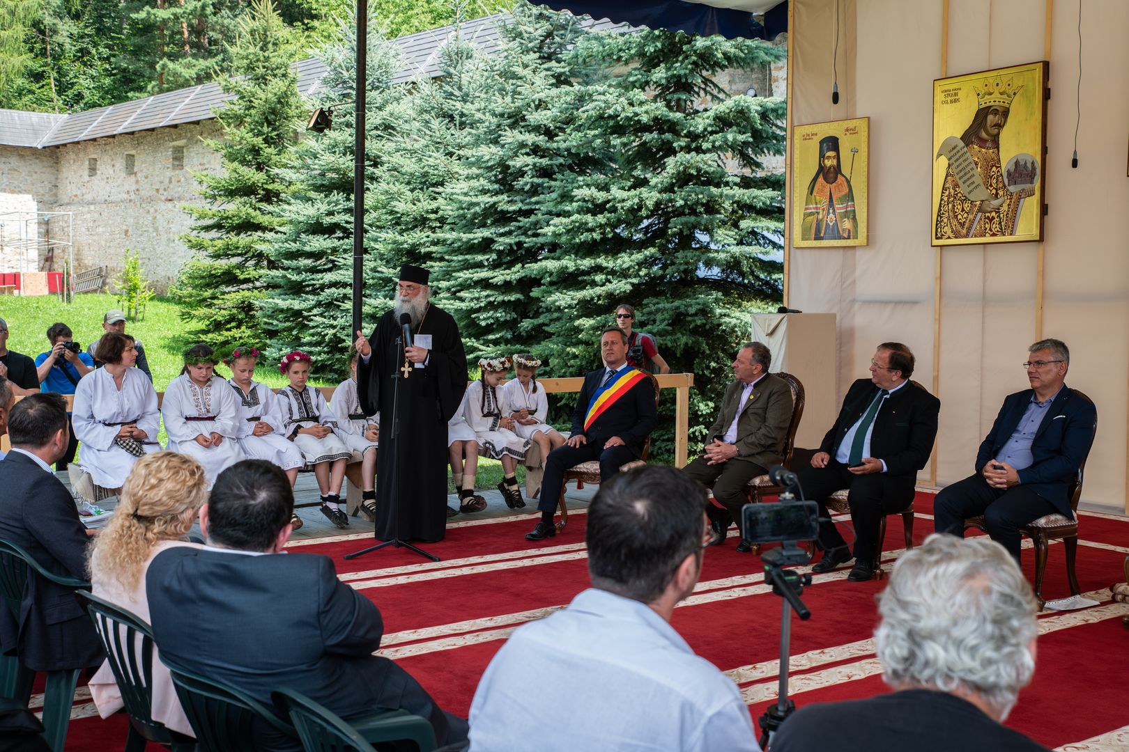 La Mănăstirea Putna a fost inaugurat drumul „Via Transilvanica” în Bucovina