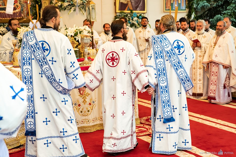 Hramul cel mare al Putnei: „O numim Maica Domnului și avem credință că este și Maica noastră a tuturor”