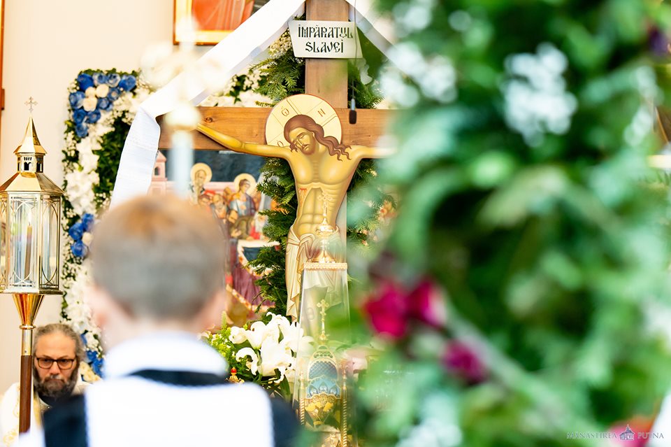 Hramul cel mare al Putnei: „O numim Maica Domnului și avem credință că este și Maica noastră a tuturor”