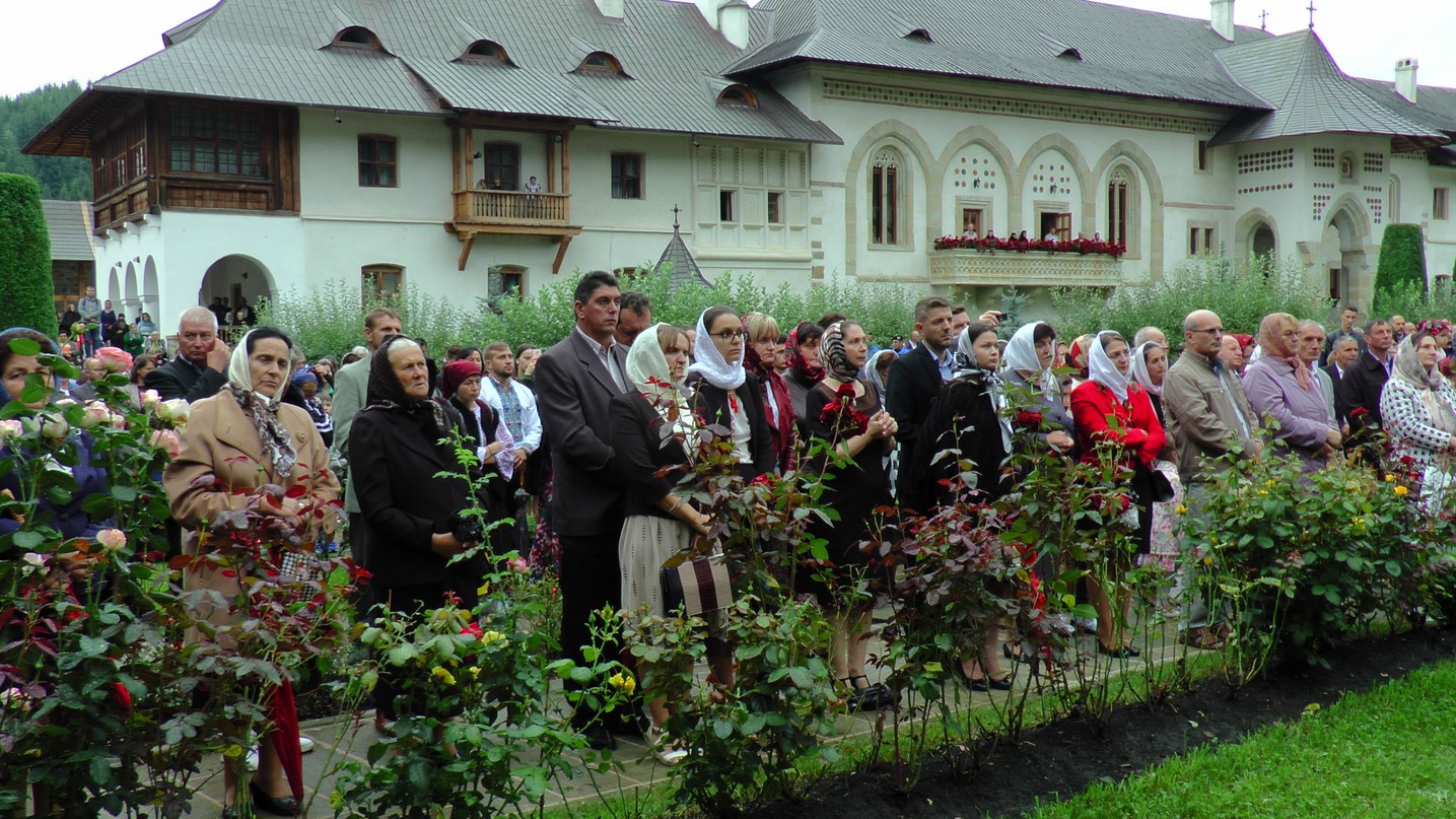 Hramul cel mare al Putnei: „O numim Maica Domnului și avem credință că este și Maica noastră a tuturor”