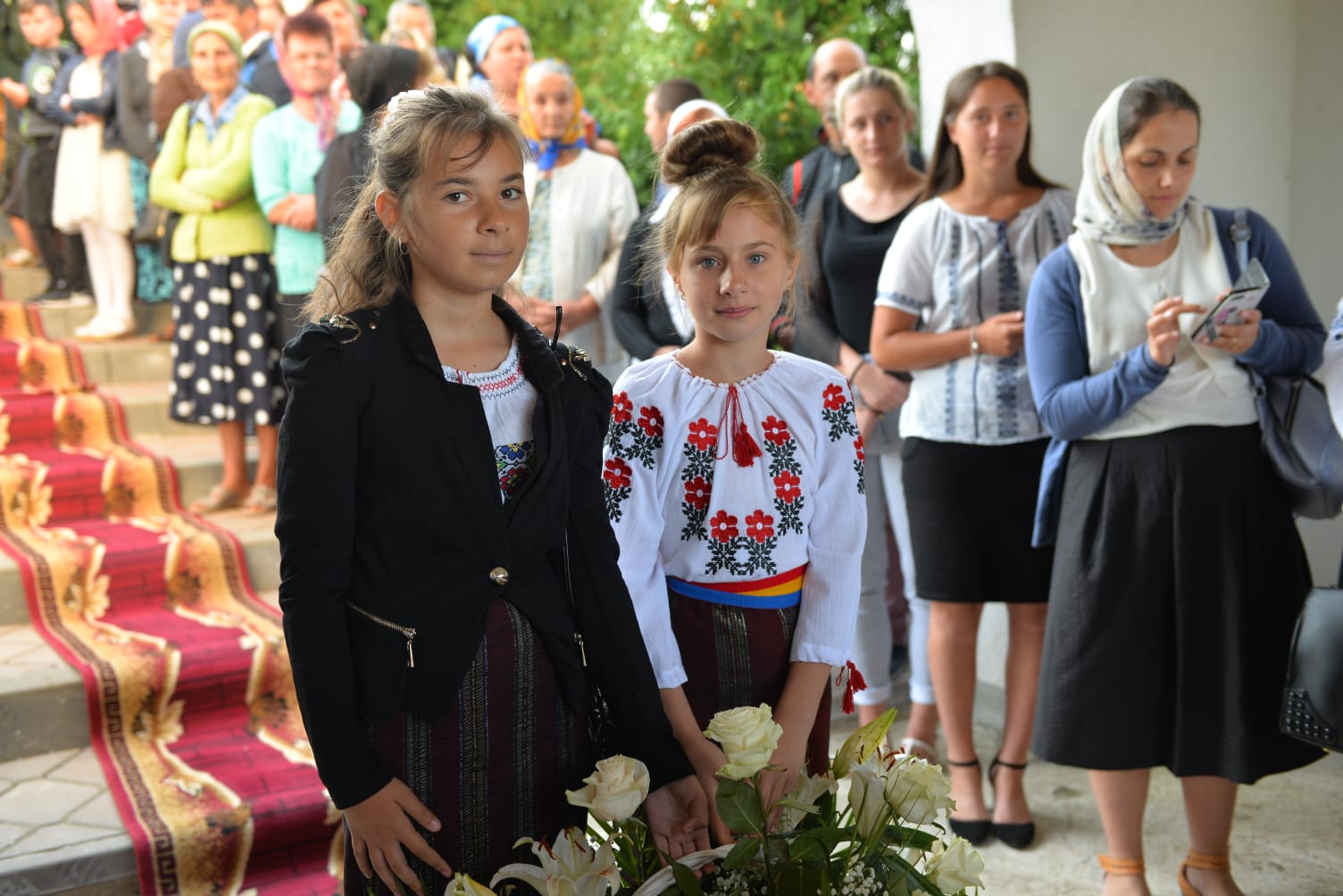 foto: Bogdan Bulgariu Biserica din Rediu – Ruginoasa a fost sfințită de Mitropolitul Moldovei și Bucovinei