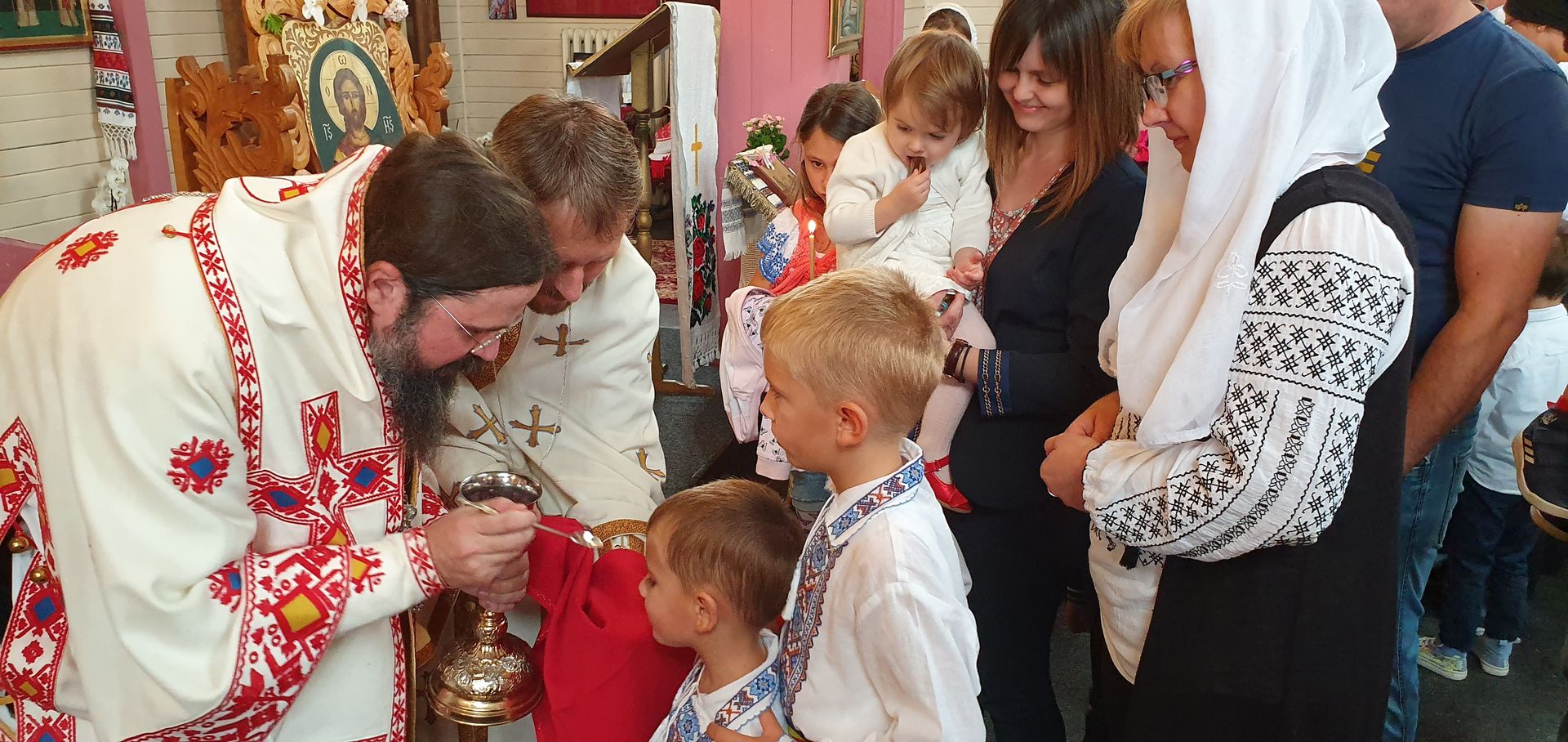 PS Macarie i-a vizitat pe românii din sud-vestul Suediei