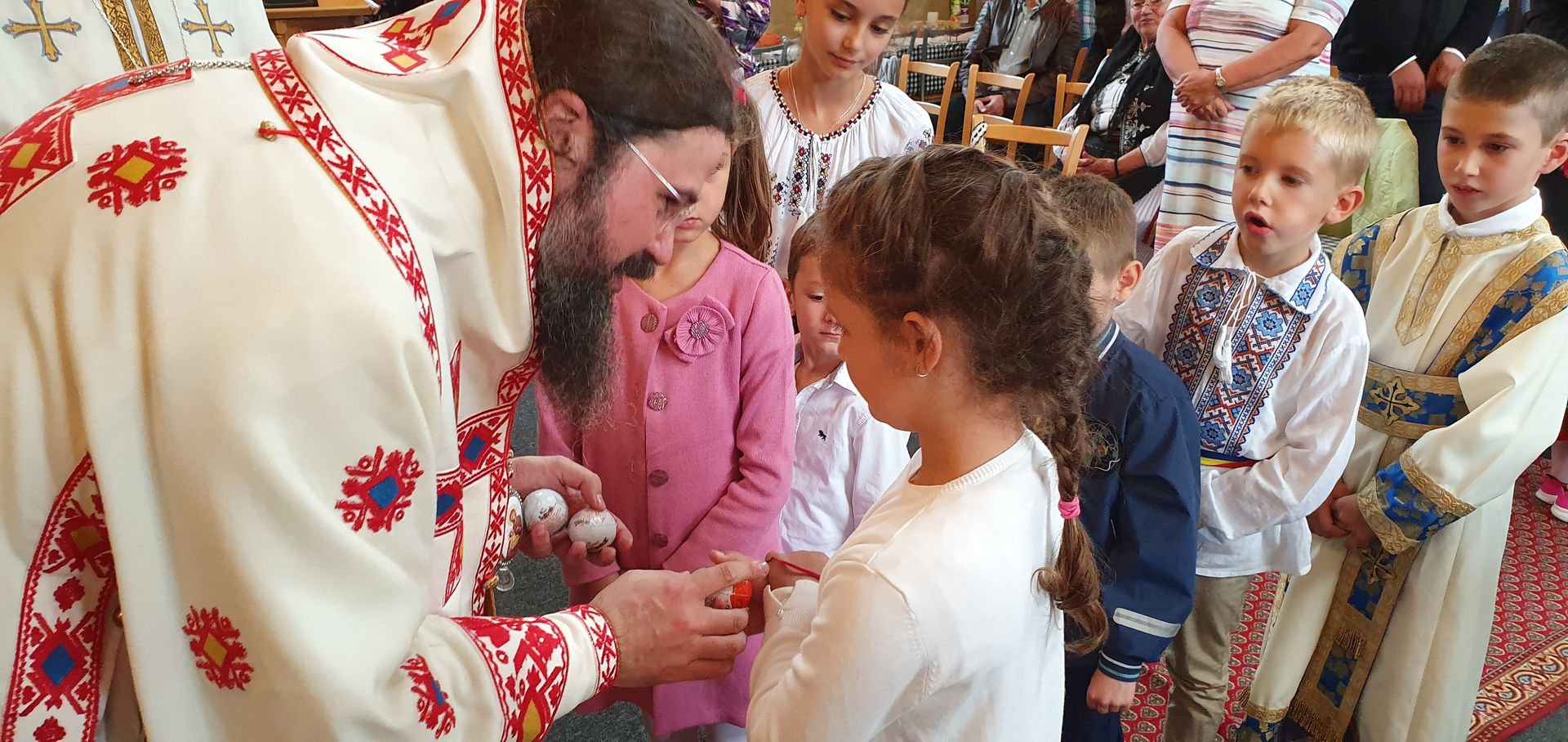 PS Macarie i-a vizitat pe românii din sud-vestul Suediei