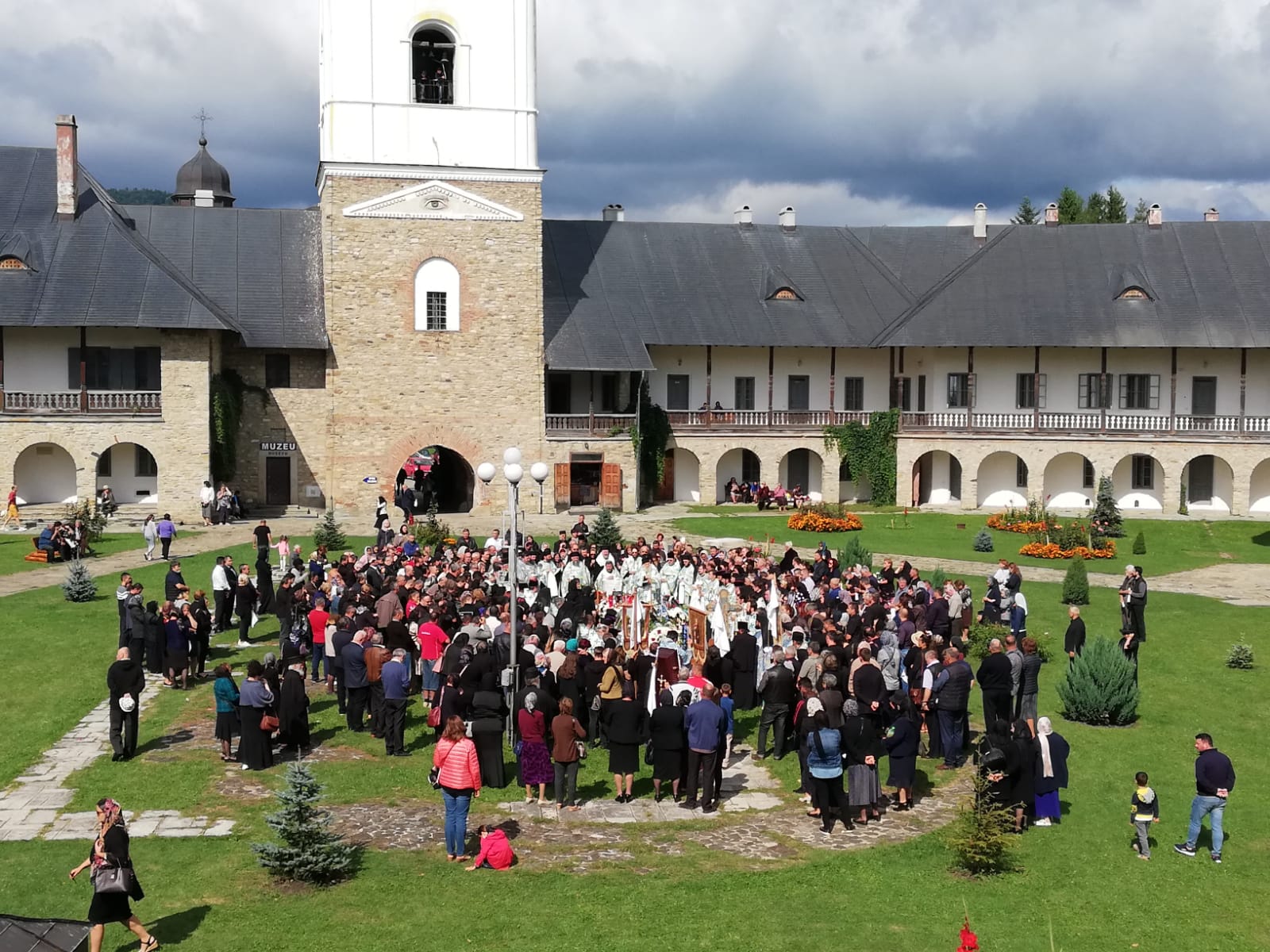 Părintele Filaret Teodorescu a fost înmormântat la Mănăstirea Neamț