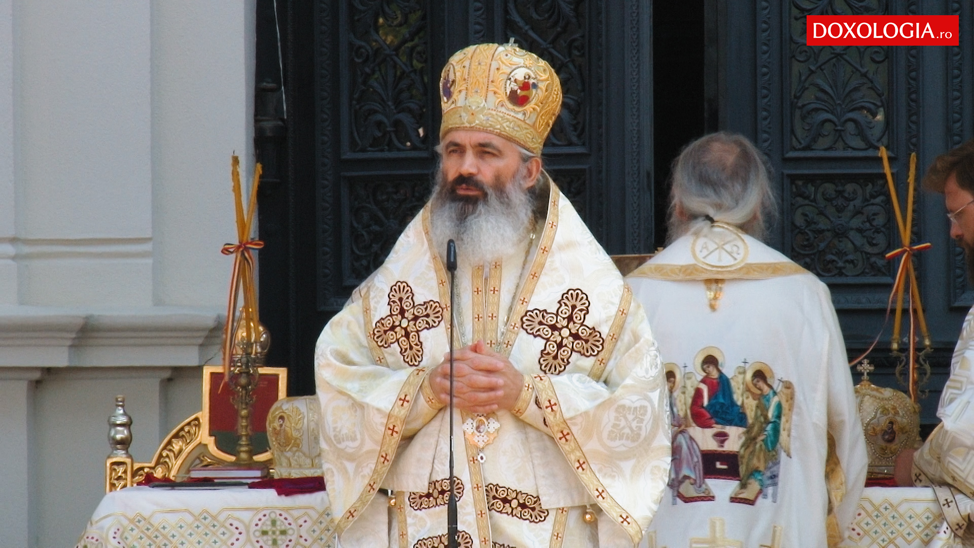 (Video) „Să îl rugăm pe Dumnezeu să ne lumineze să înțelegem ce avem de făcut în această viață” - PS Antonie