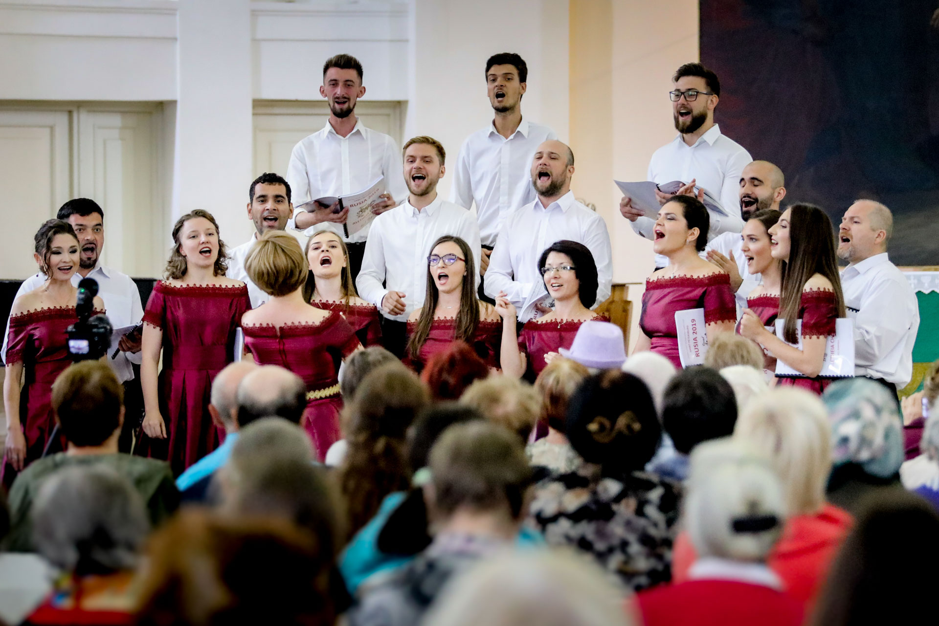 Cinci premii pentru România: Corul Aletheia al Bisericii Bărboi din Iași a câștigat la Festivalul „The Singing World” din Sankt Petersburg