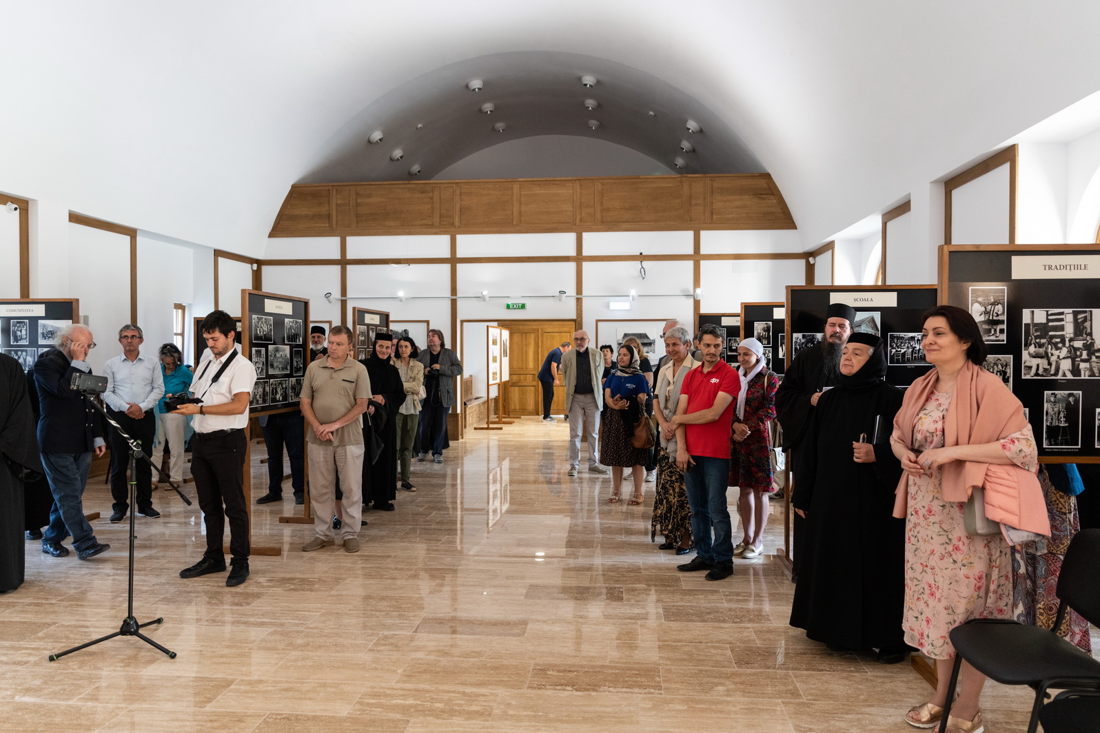 Expoziția „Satul bucovinean” s-a deschis la Mănăstirea Putna