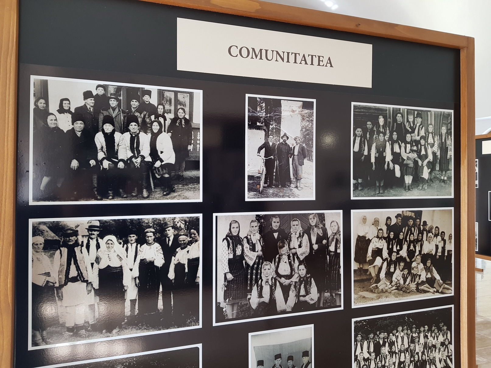 Expoziția „Satul bucovinean” s-a deschis la Mănăstirea Putna