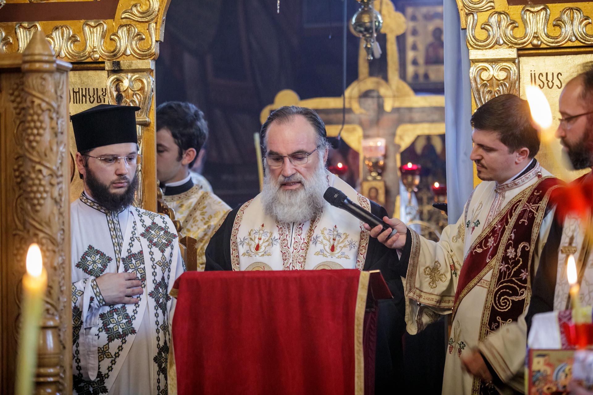 Părintele Marius Gabriel Bărăscu a fost înmormântat