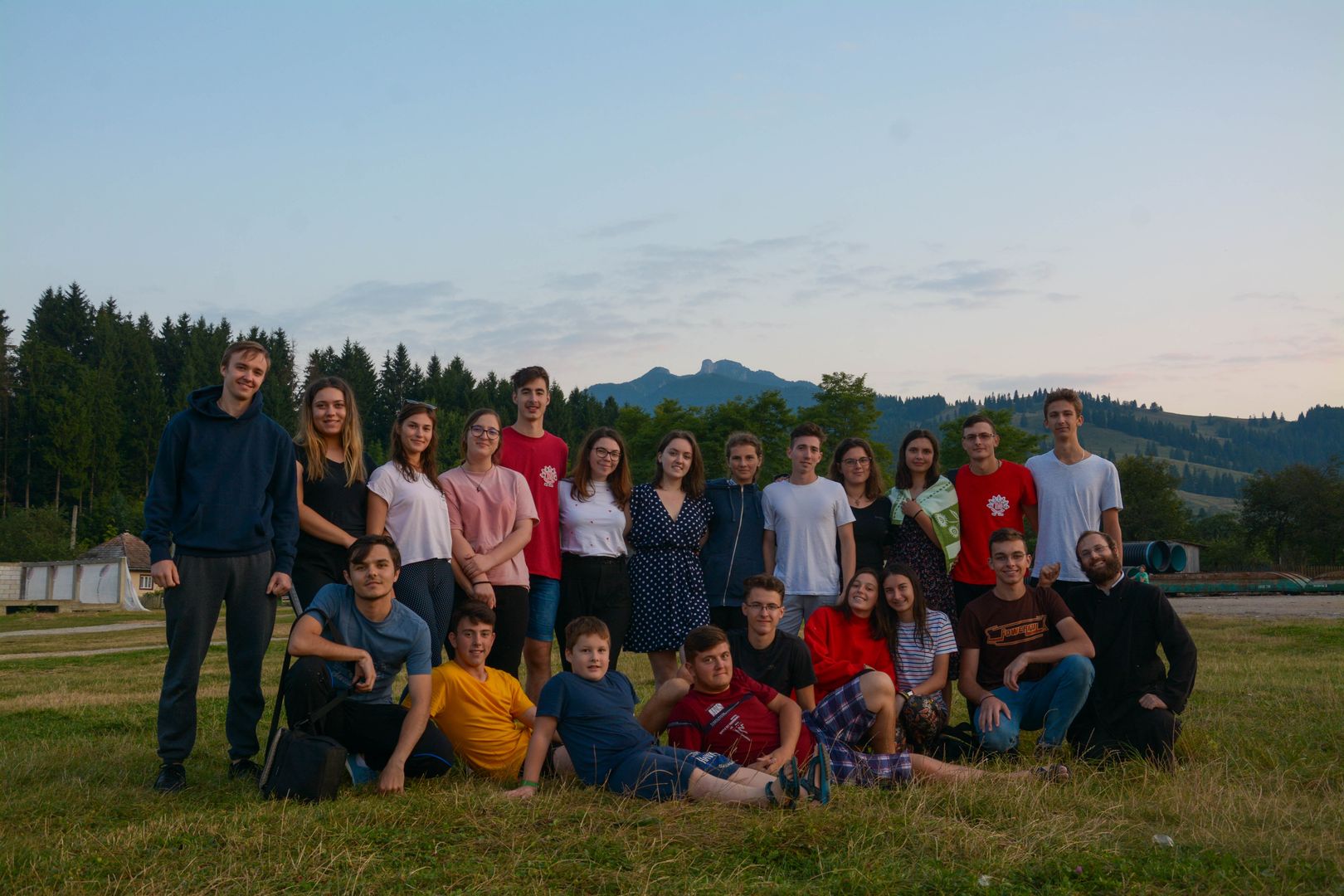 Clipe de bucurie pentru voluntarii Taberei Nemțișor